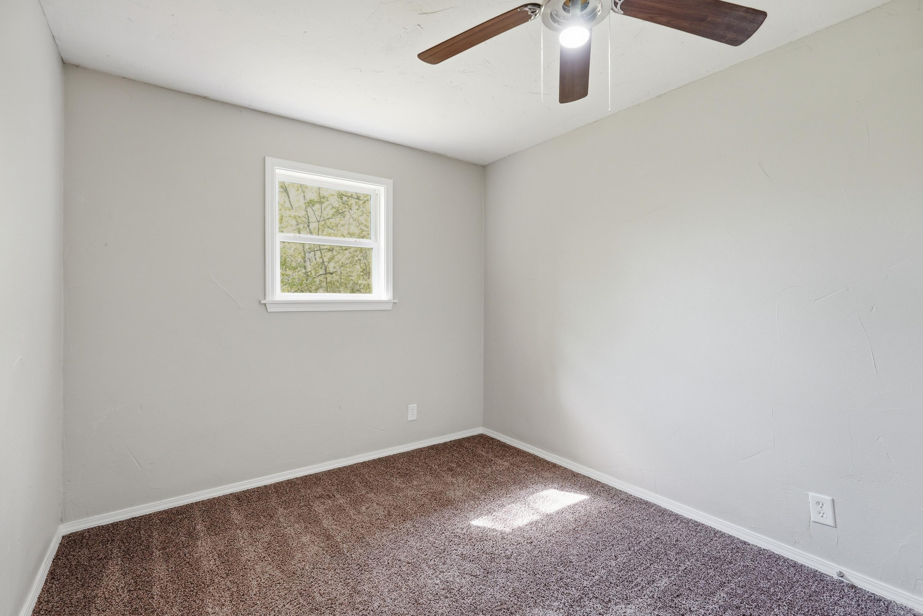 207 S Elm Street Searcy, AR 72143