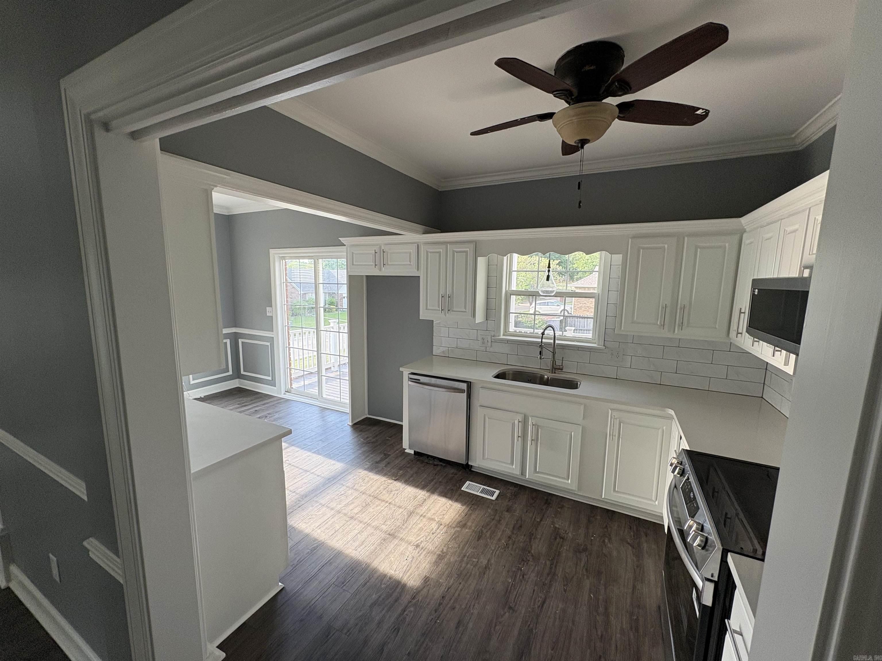 311 Live Oak Searcy, AR 72143