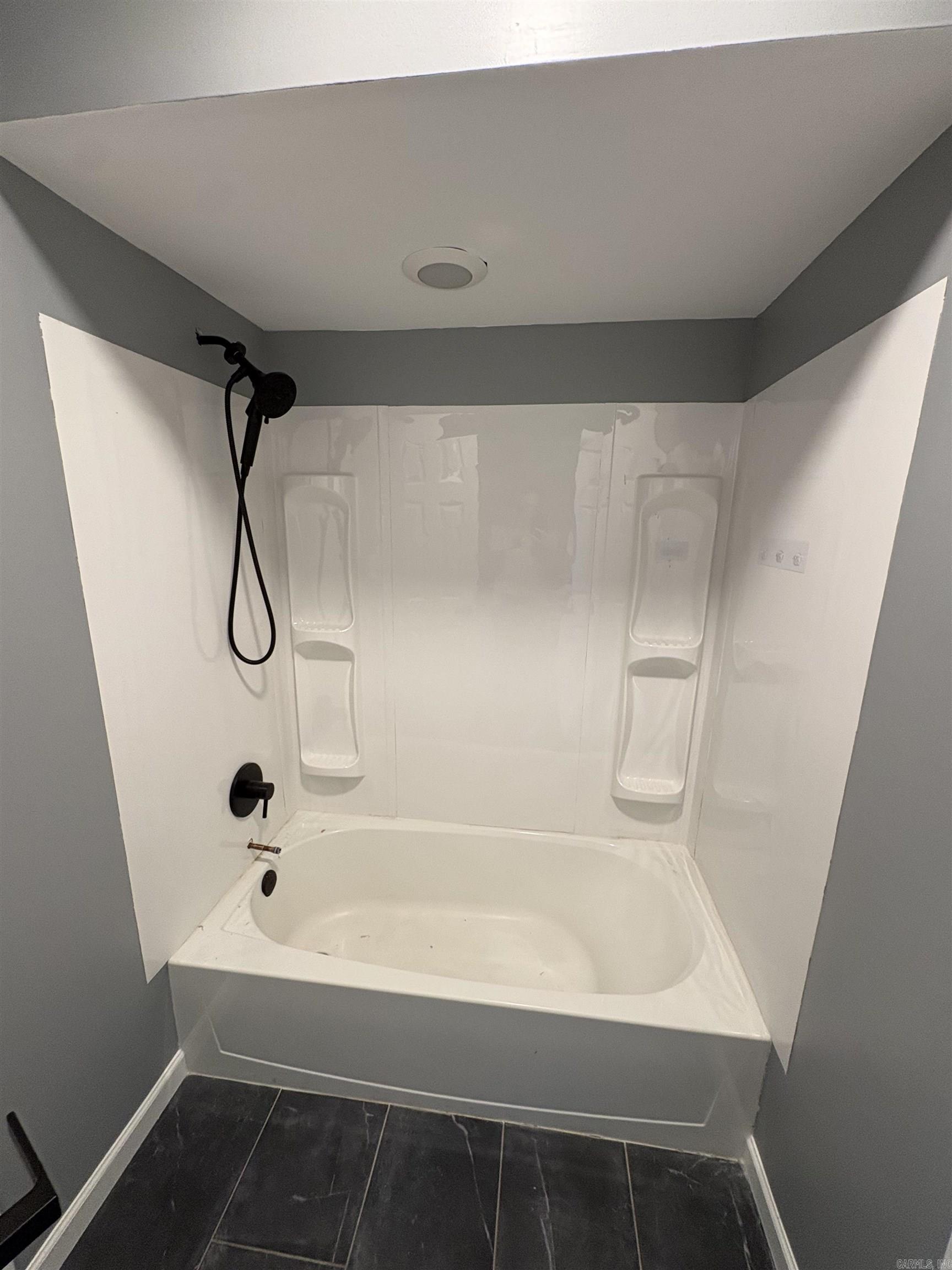 311 Live Oak Searcy, AR 72143