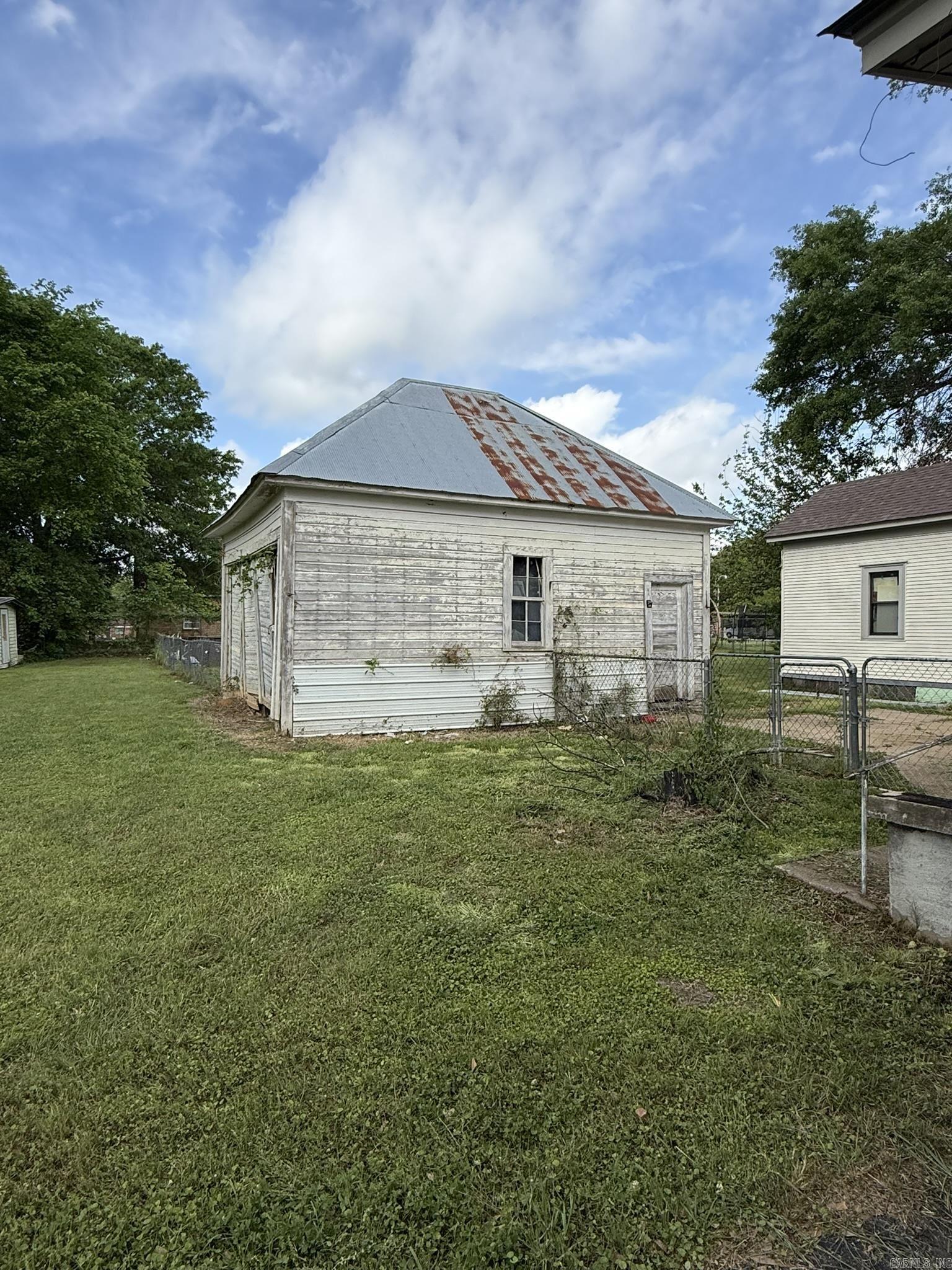 125 N Mercer  Mineral Sprs., AR