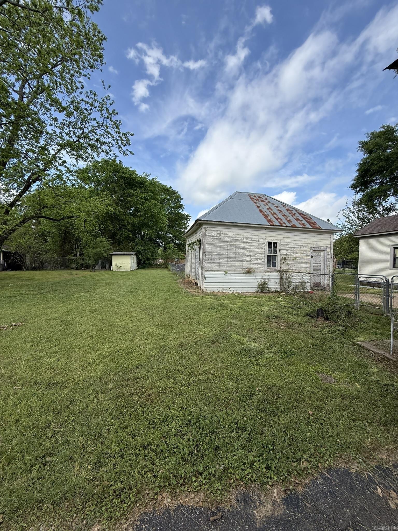 125 N Mercer  Mineral Sprs., AR