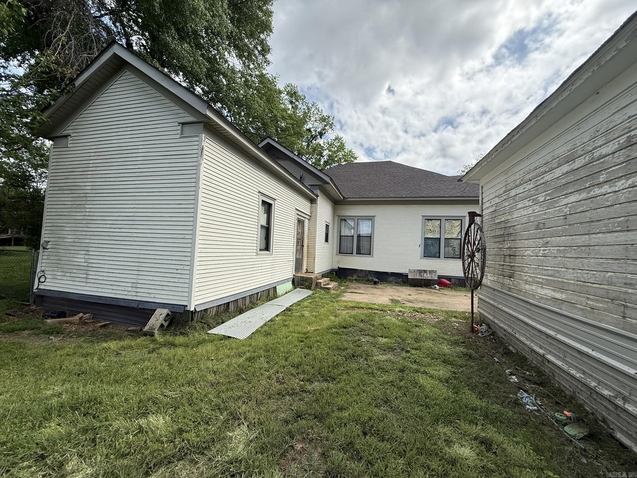 125 N Mercer  Mineral Sprs., AR