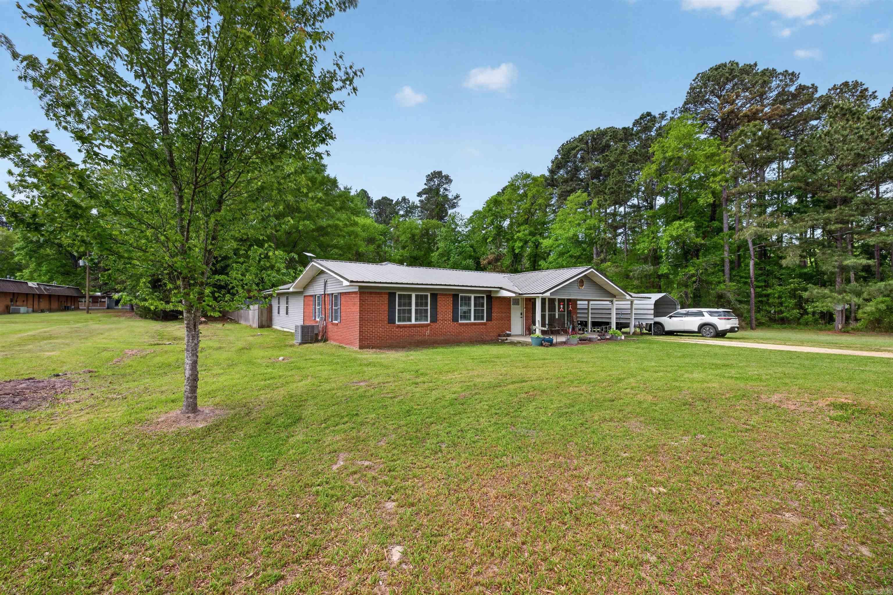 391 W Main  Sparkman, AR