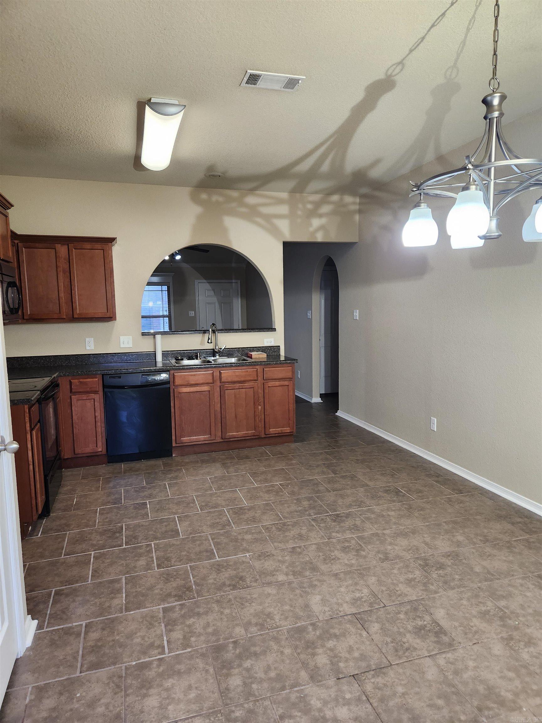 3610 Breezy Cove Conway, AR 72032