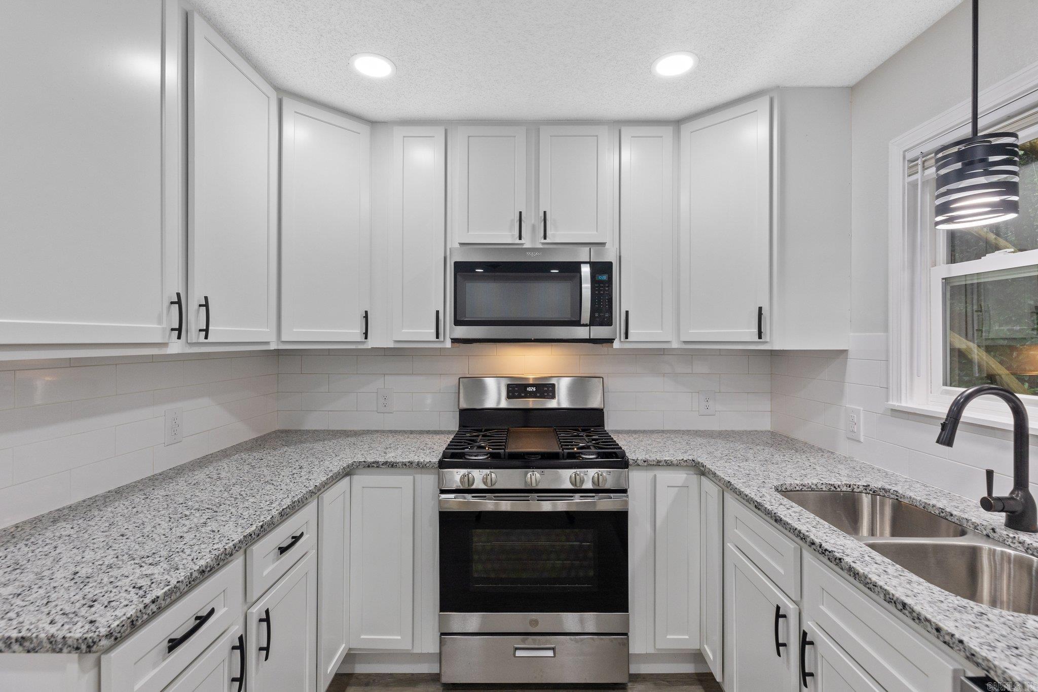 3812 Hillside Dr  North Little Rock, AR