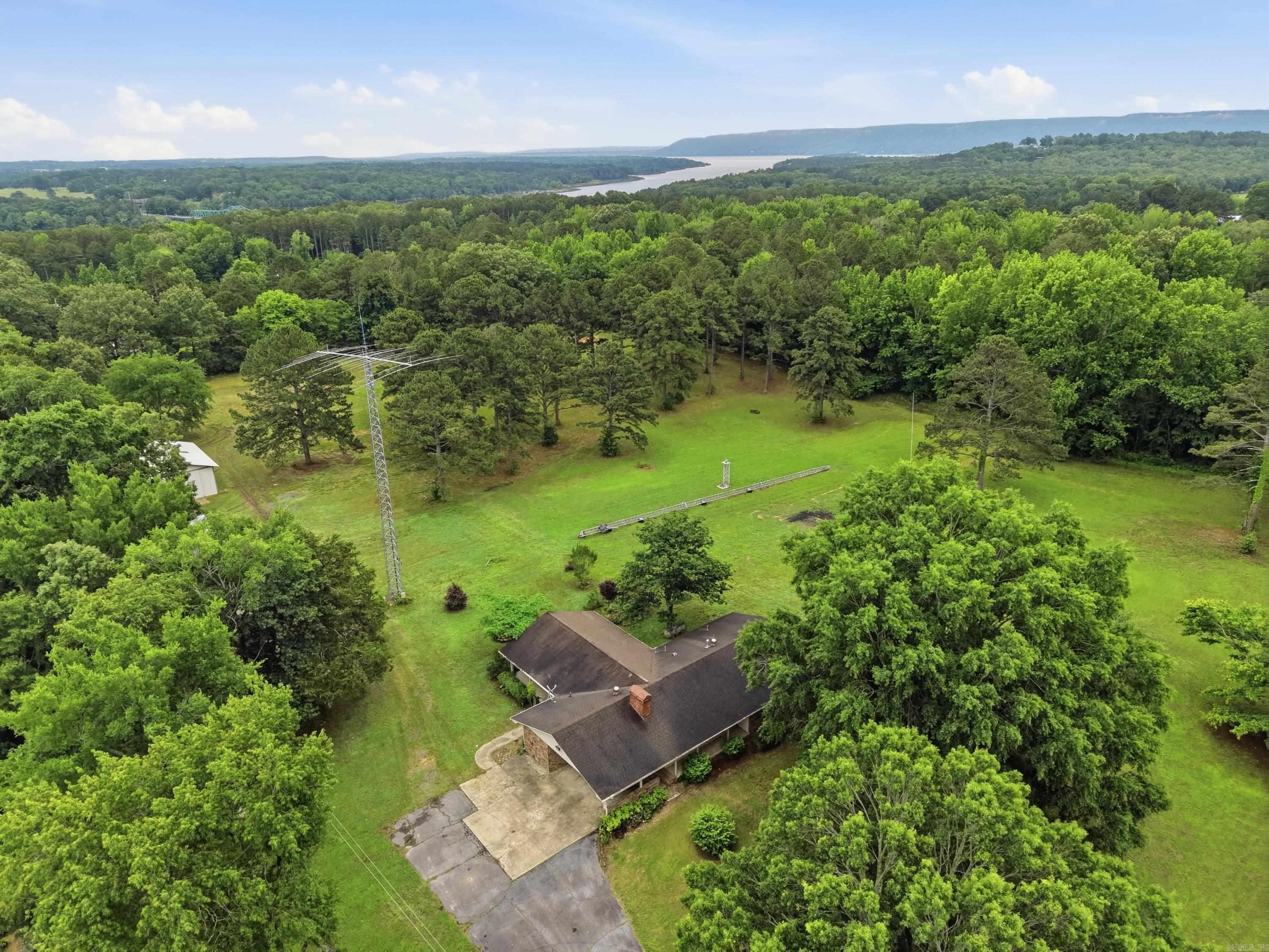 200 Higden Rd.  Higden, AR