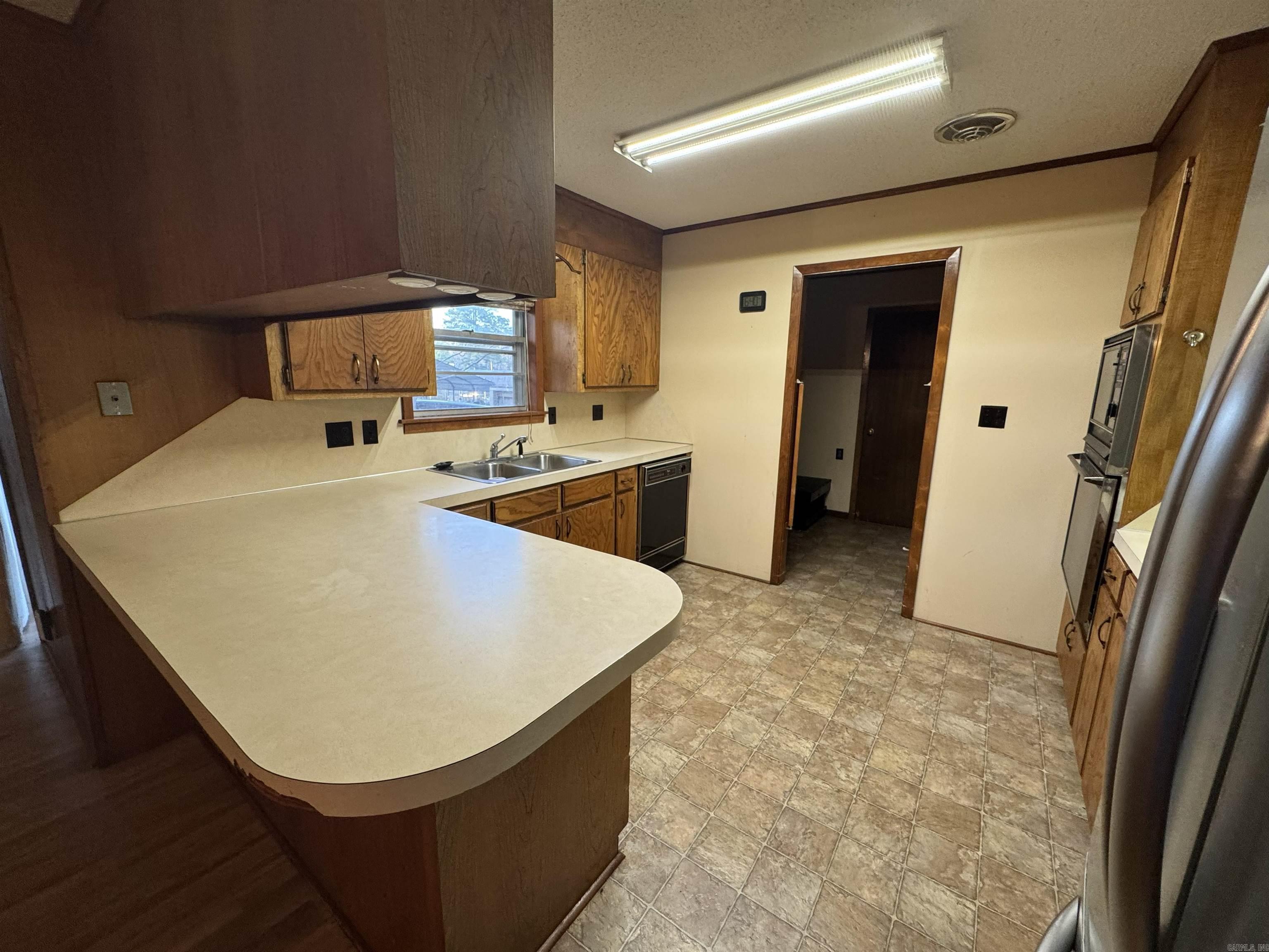 216 W 14th St Smackover, AR 71762