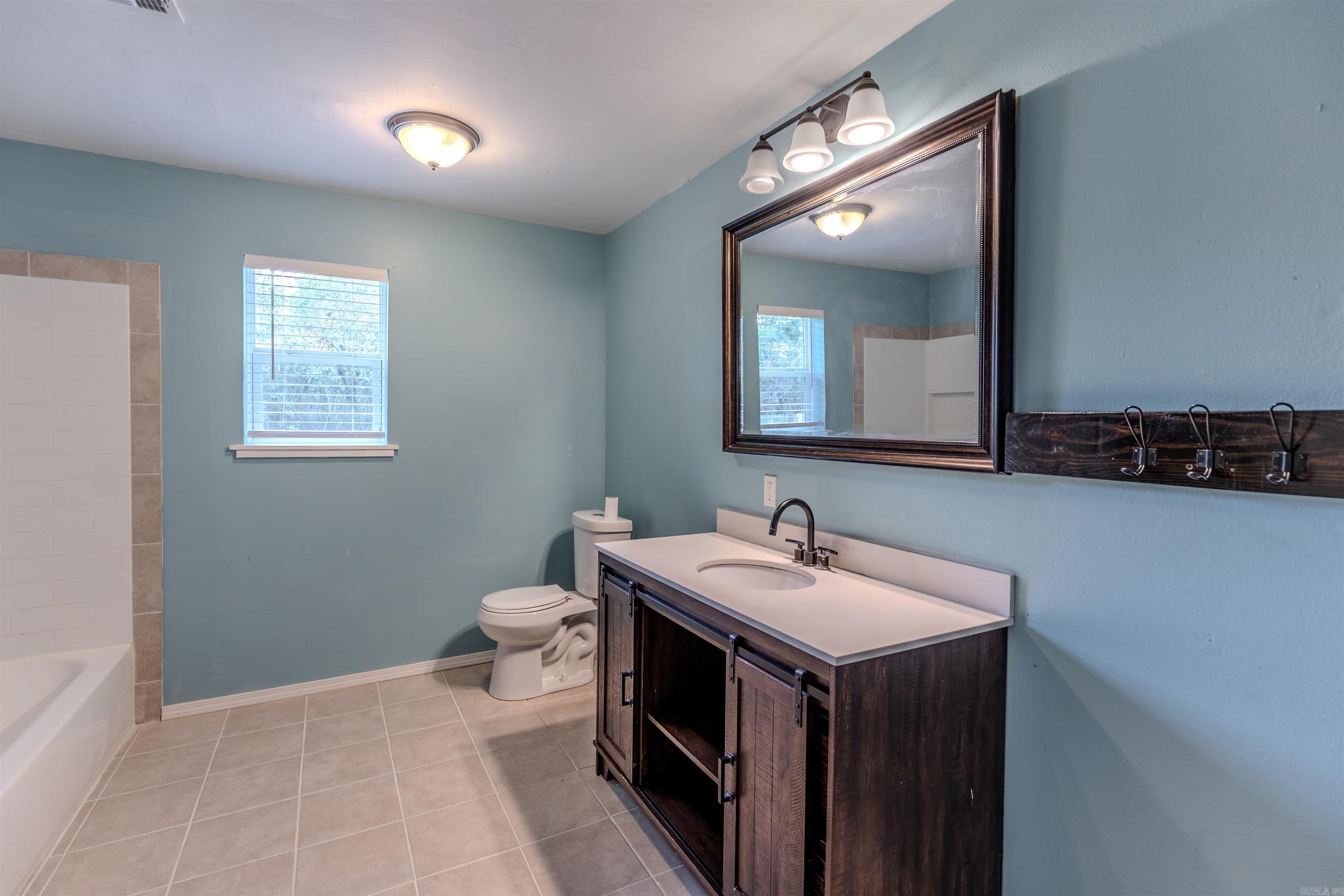126 Hollingsworth  Perryville, AR