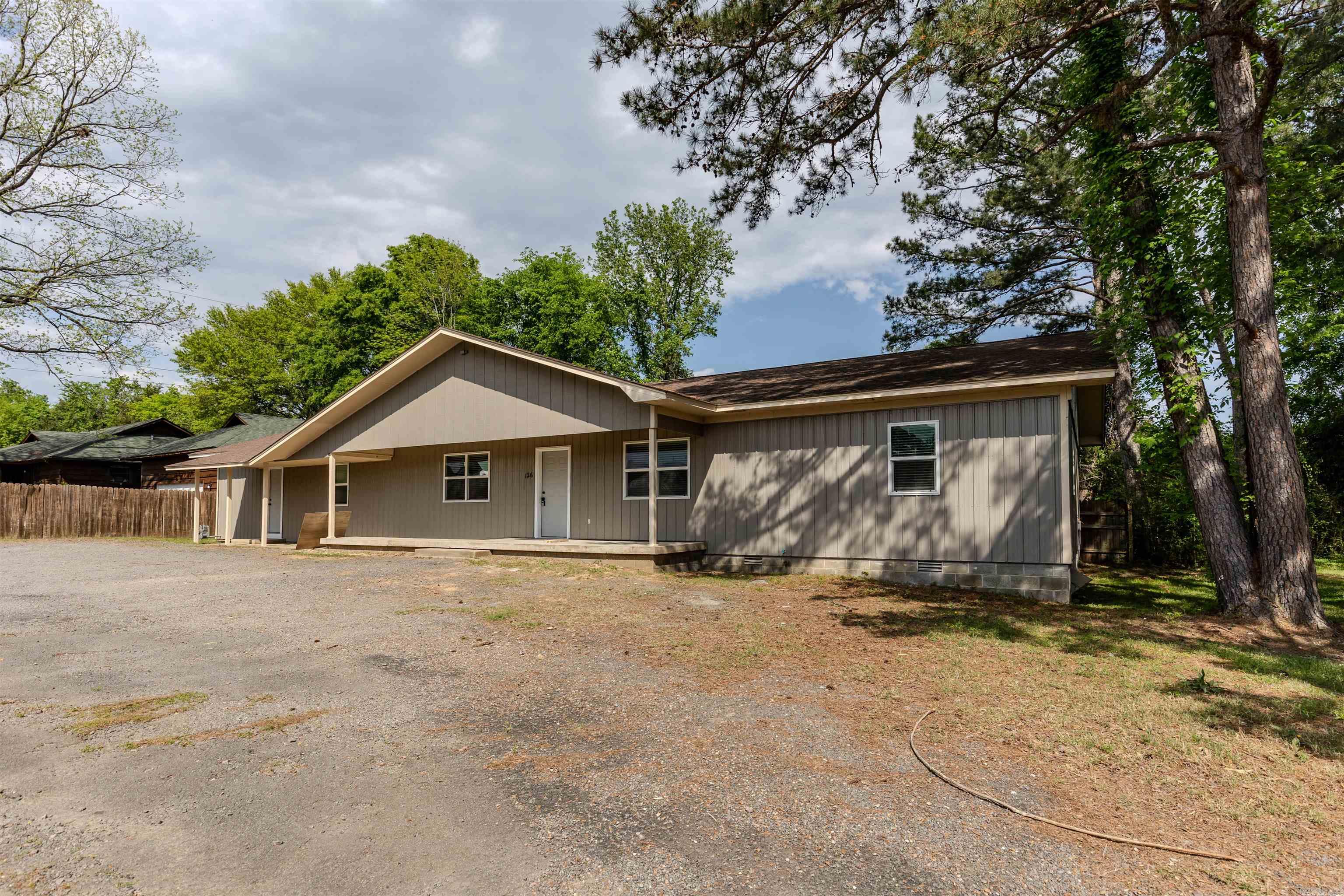 126 Hollingsworth  Perryville, AR