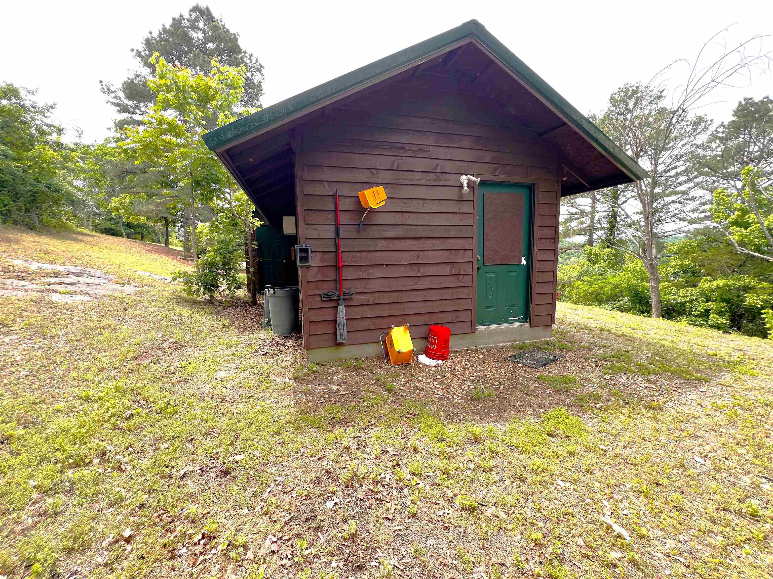 75 Ruddells  Mountain View, AR