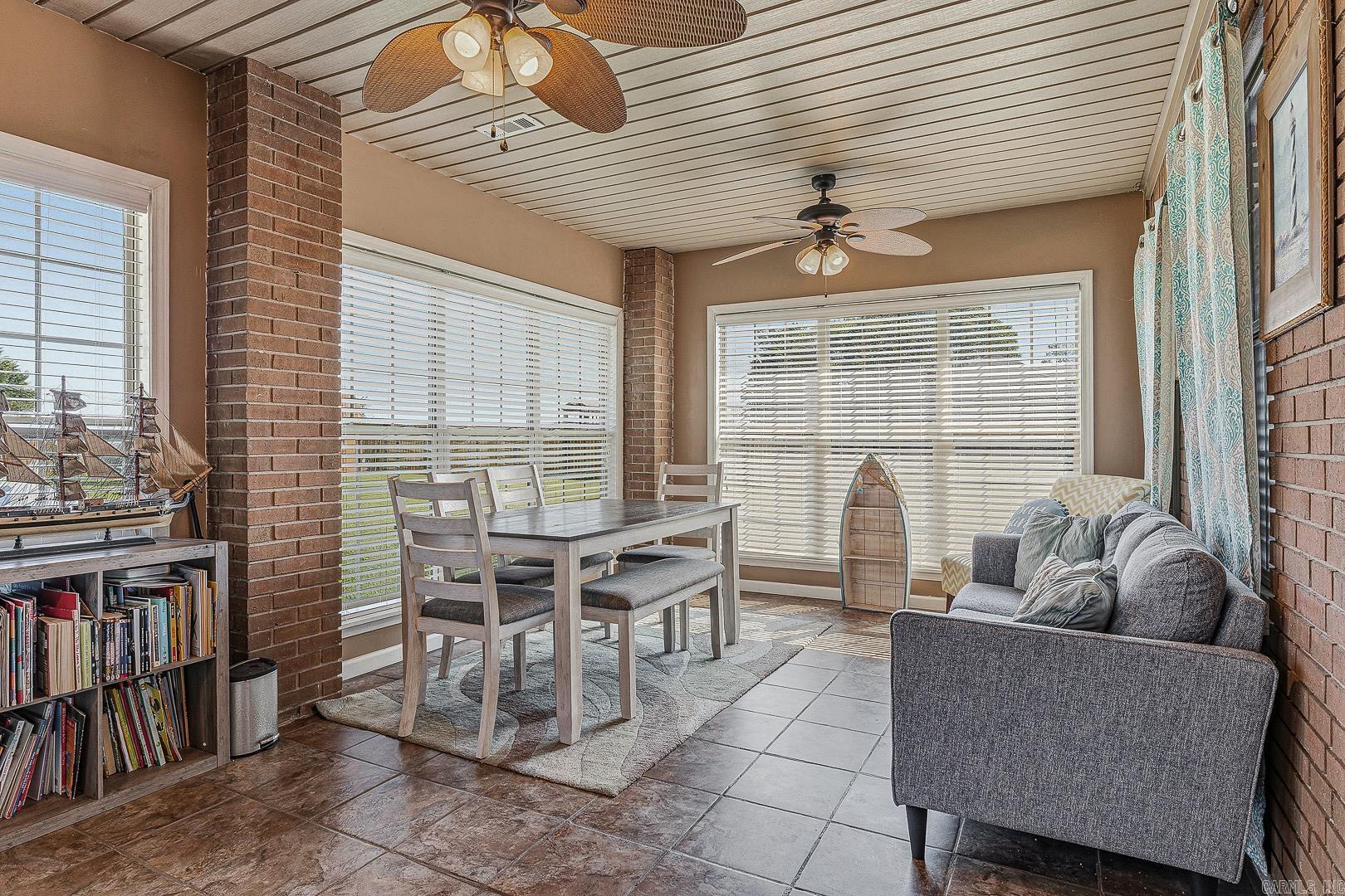 5042 E County Road 126 Blytheville, AR 72315