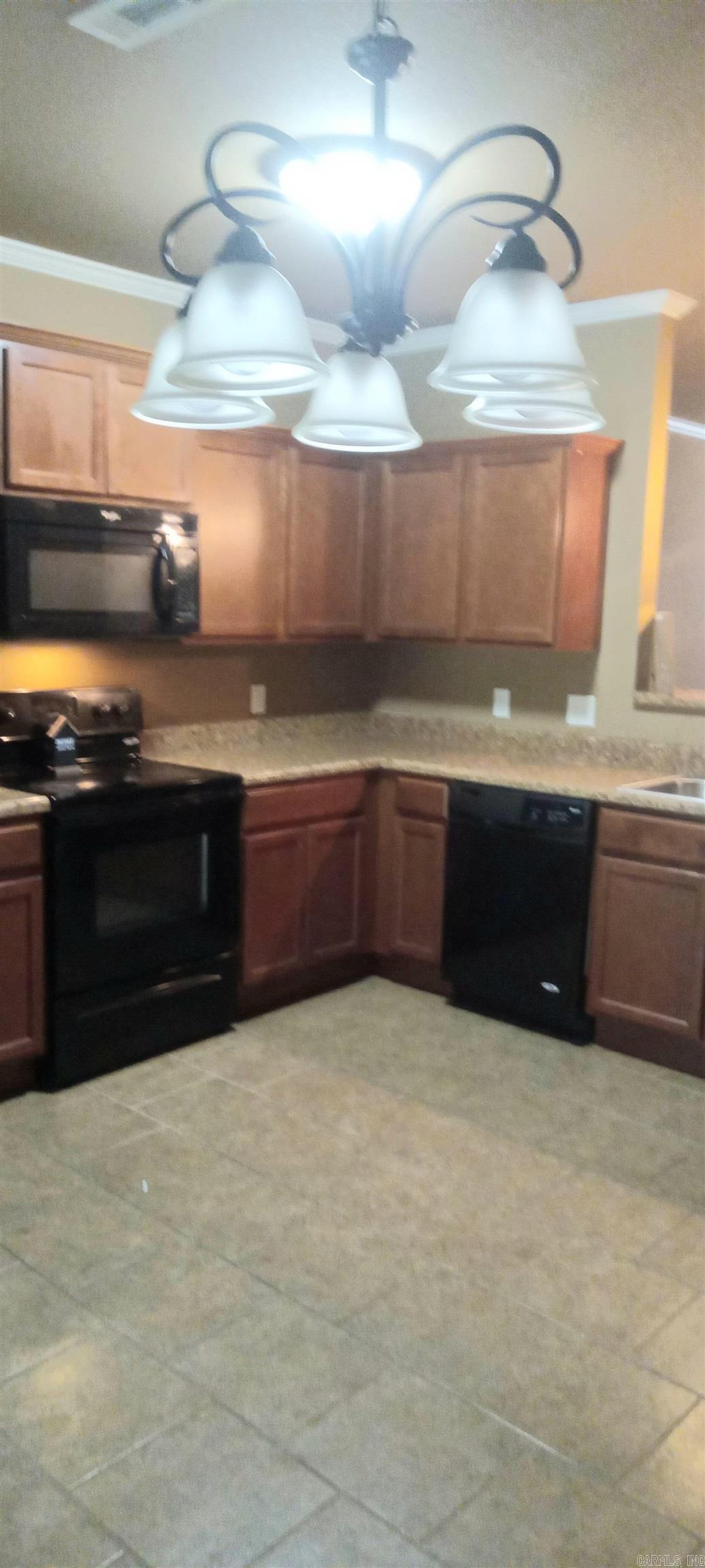 18 Bracey Cir  Little Rock, AR