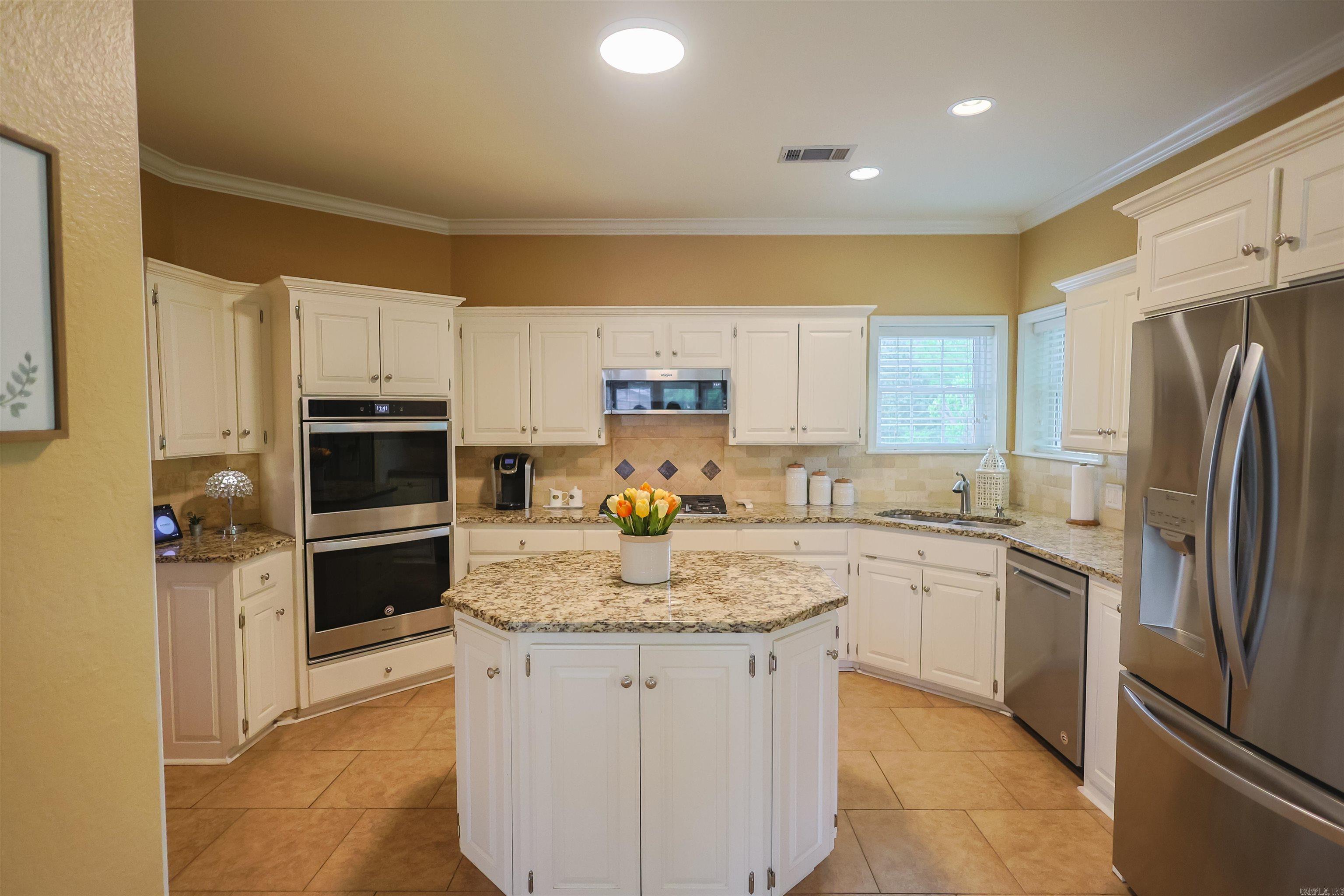 105 Alexwood Drive Hot Springs, AR 71913