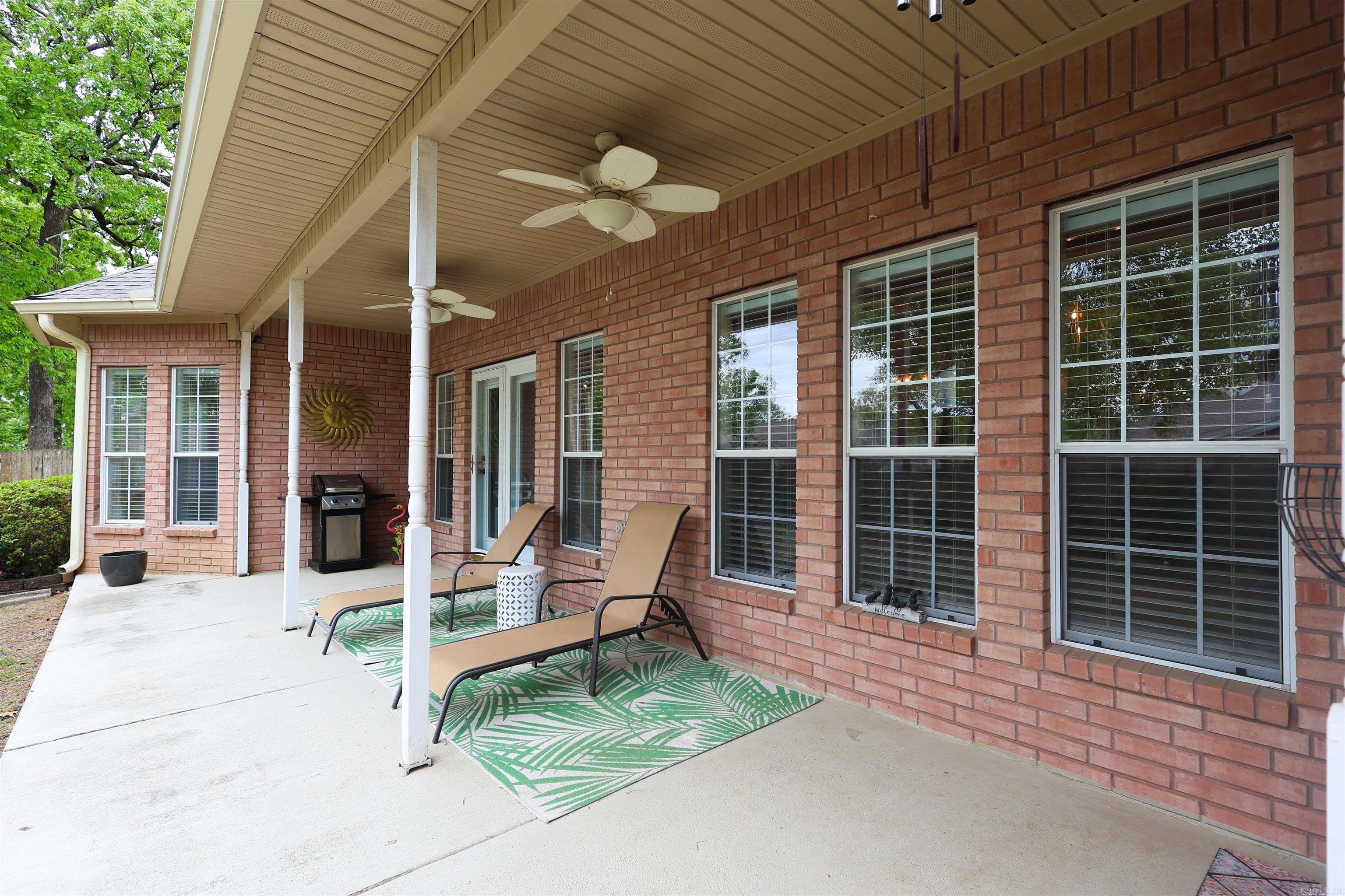 105 Alexwood Drive Hot Springs, AR 71913