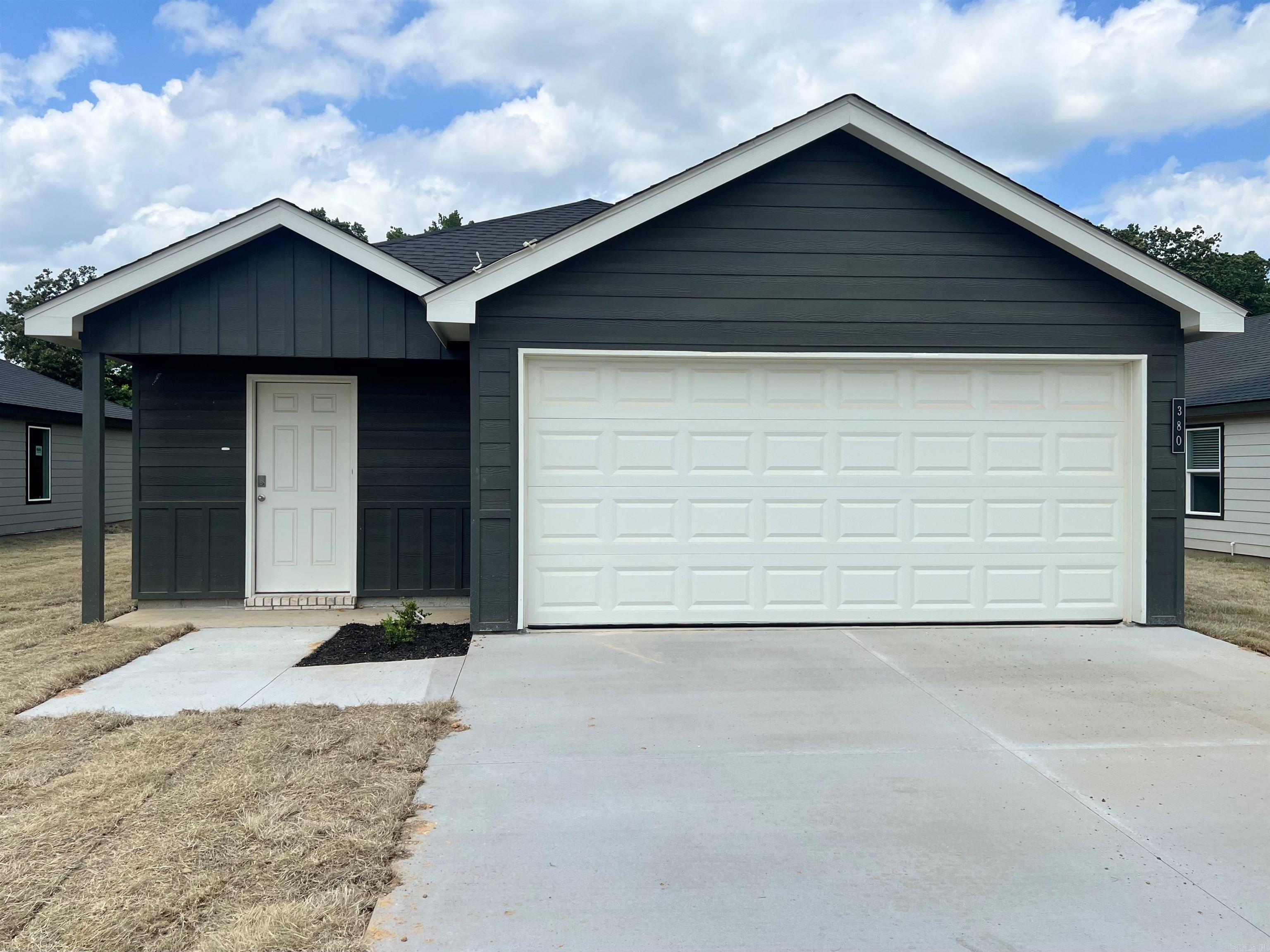 380  Moonlight Graham  Ward, AR