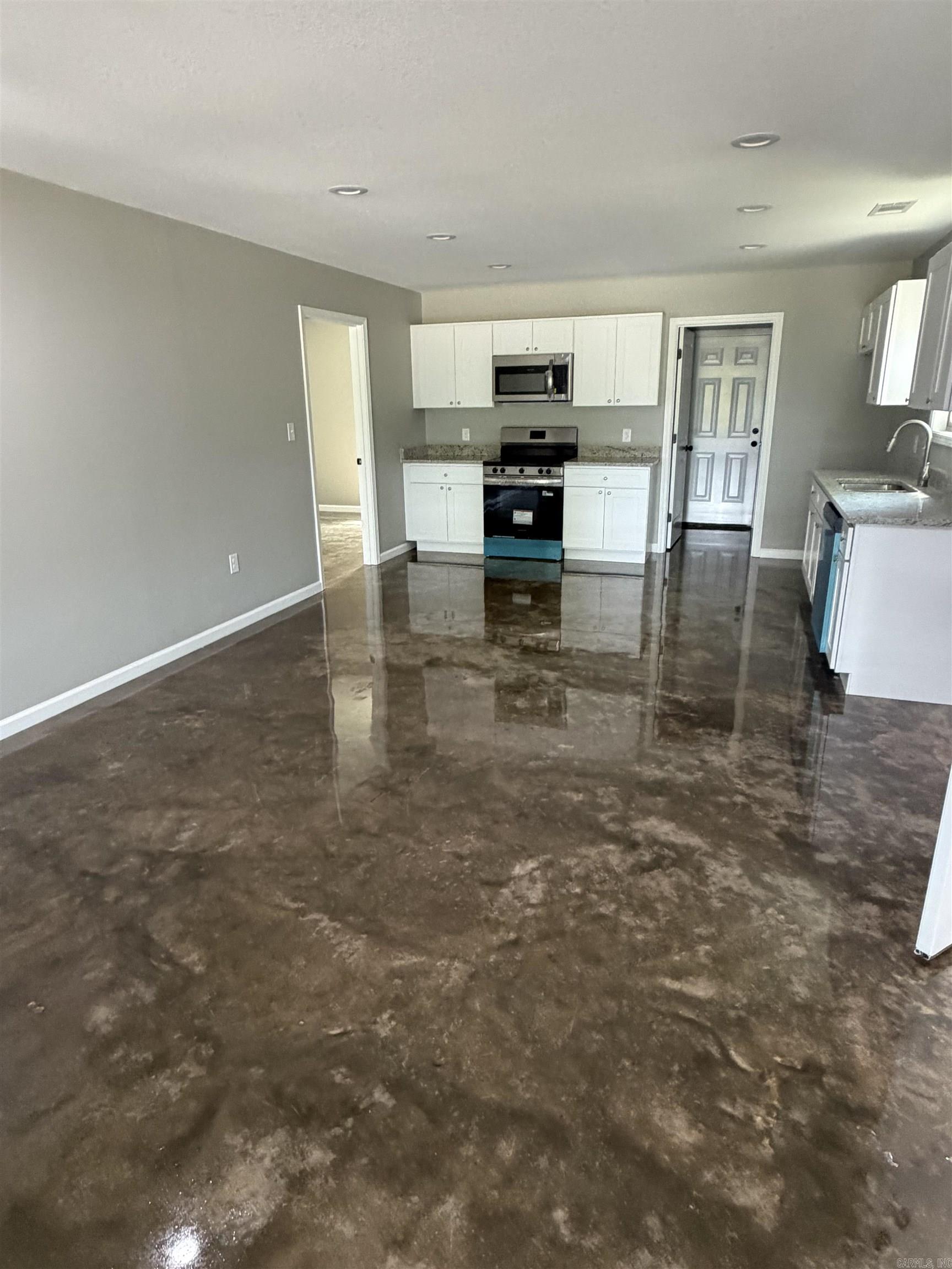 2406 Boydston Jonesboro, AR 72401