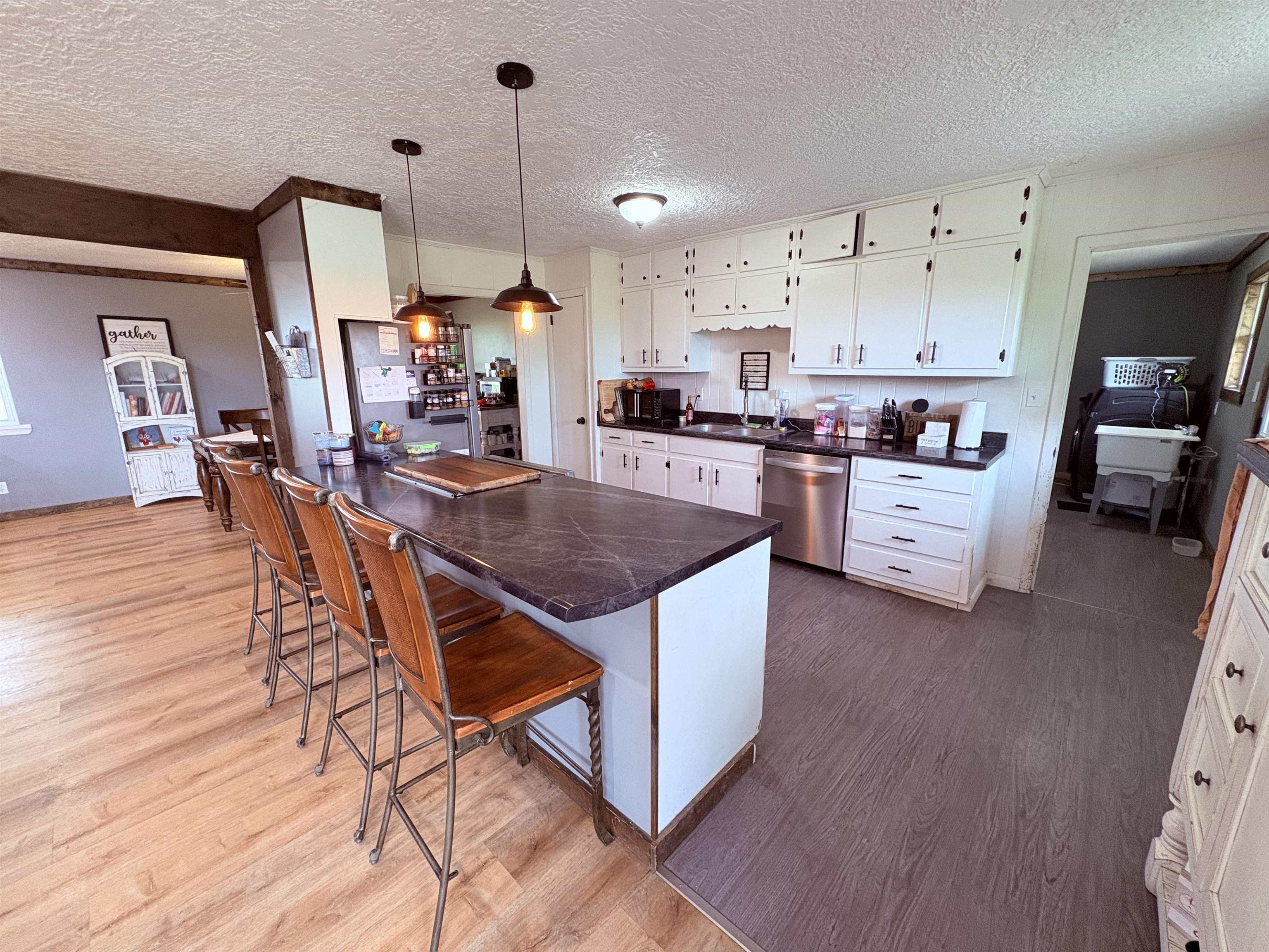 621 Hwy 62 W  Ash Flat, AR