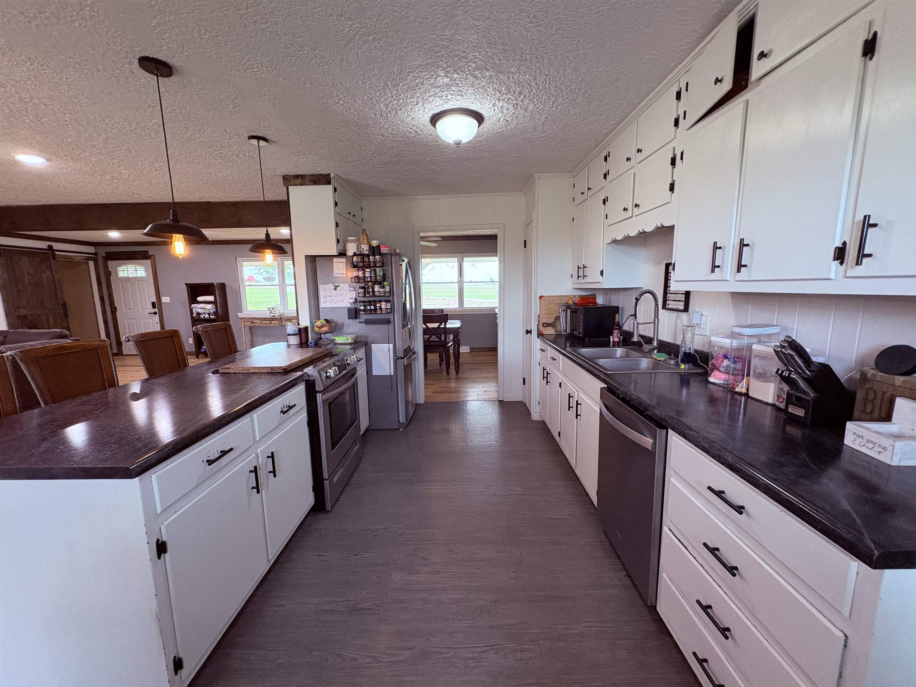 621 Hwy 62 W  Ash Flat, AR