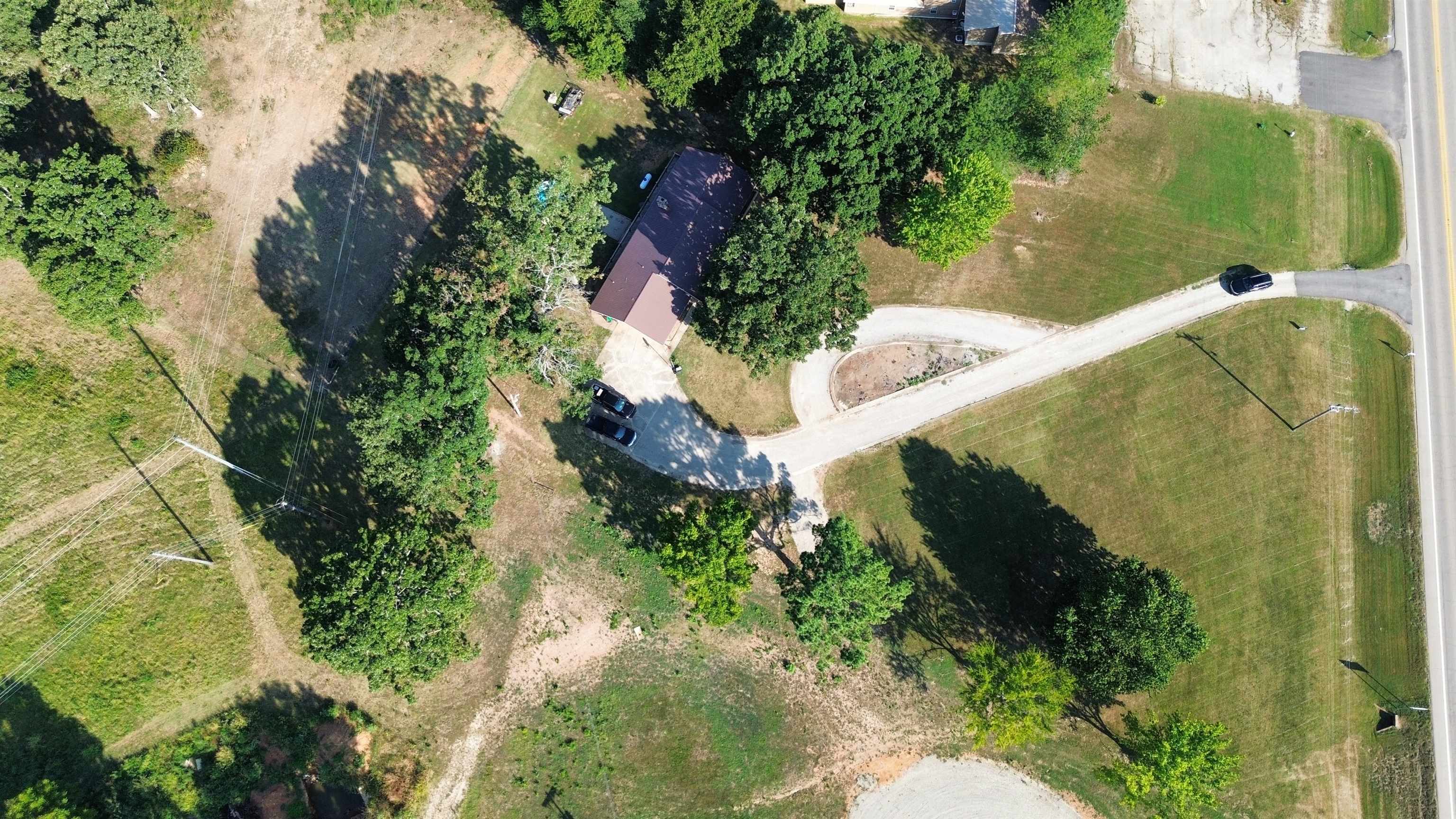621 Hwy 62 W  Ash Flat, AR