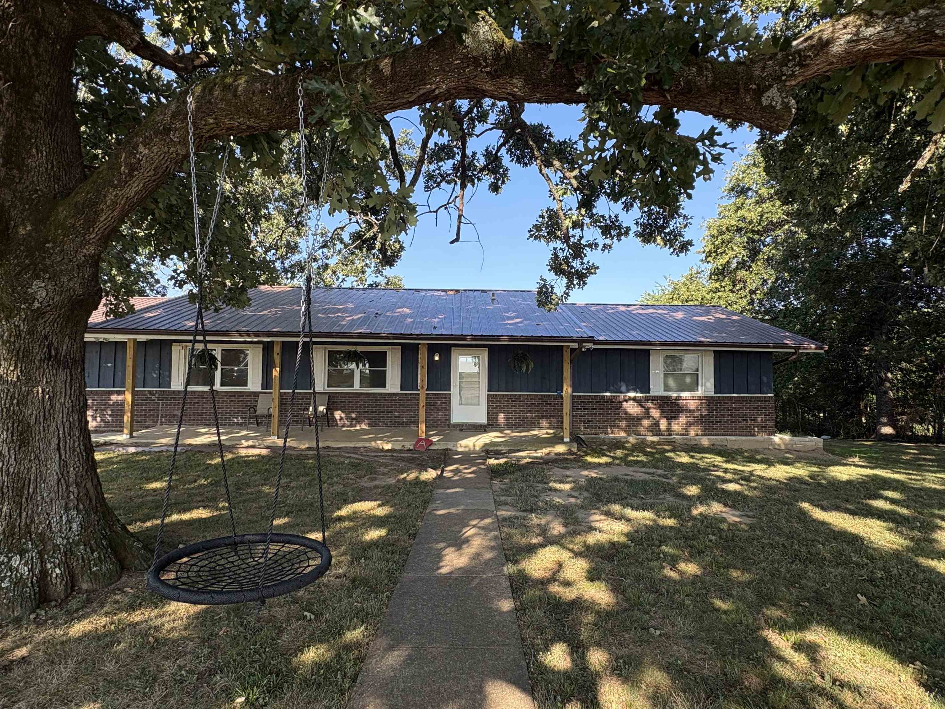 621 Hwy 62 W  Ash Flat, AR