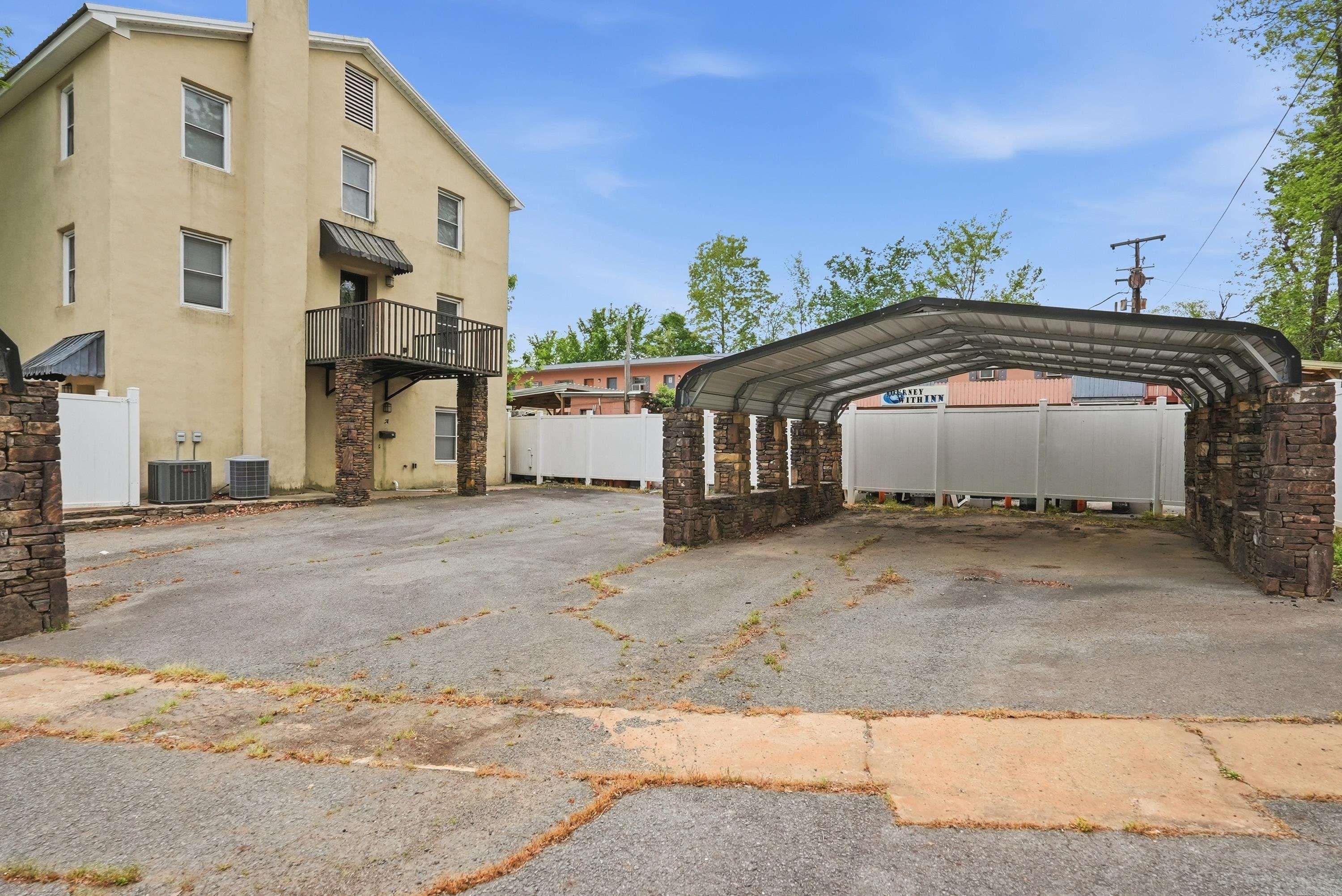 122 E Main Street Heber Springs, AR 72543