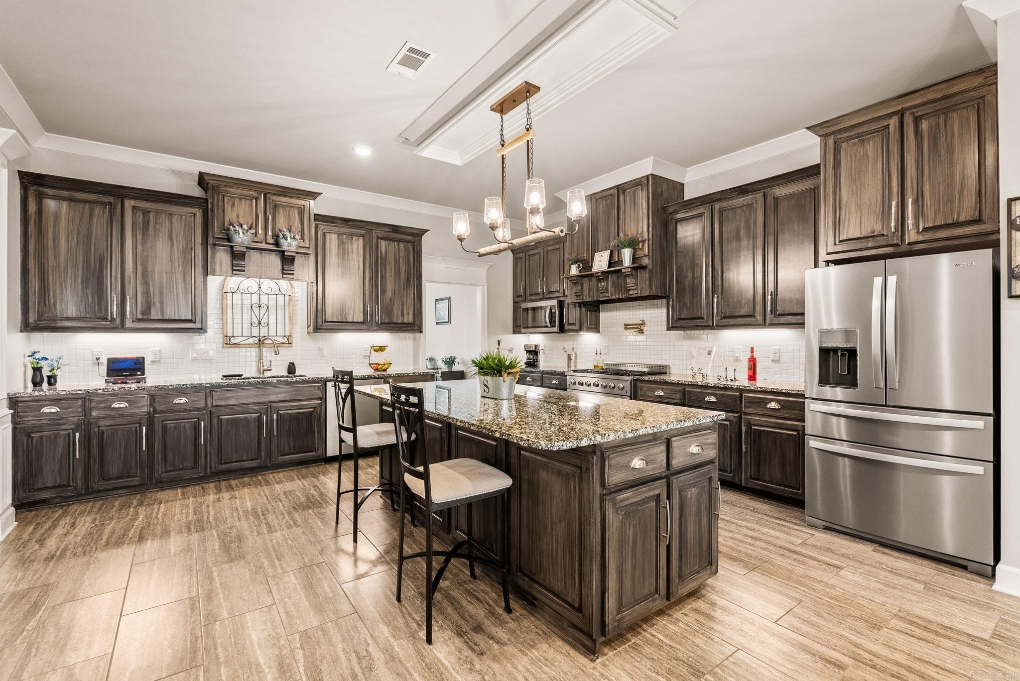 90 Win Meadow  Greenbrier, AR