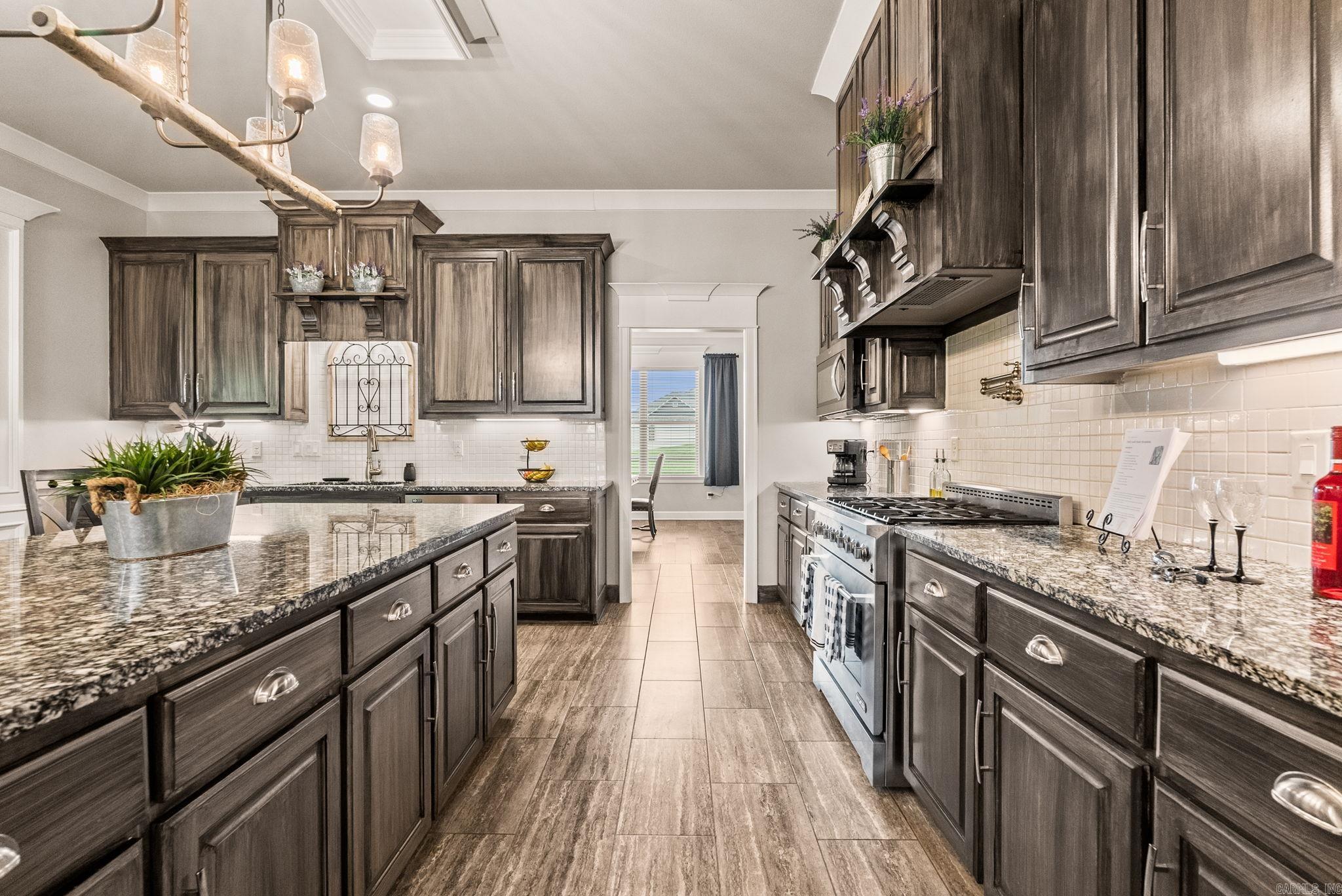 90 Win Meadow  Greenbrier, AR