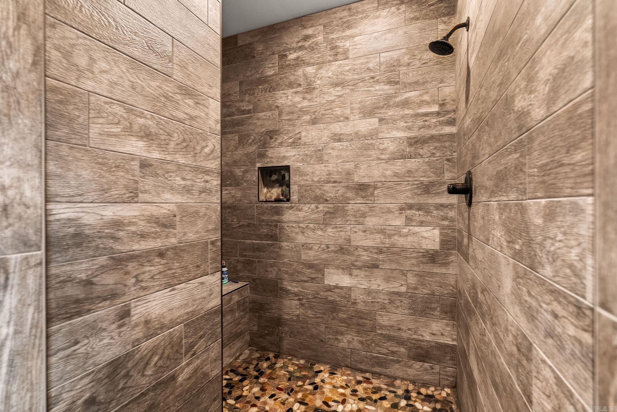 90 Win Meadow  Greenbrier, AR