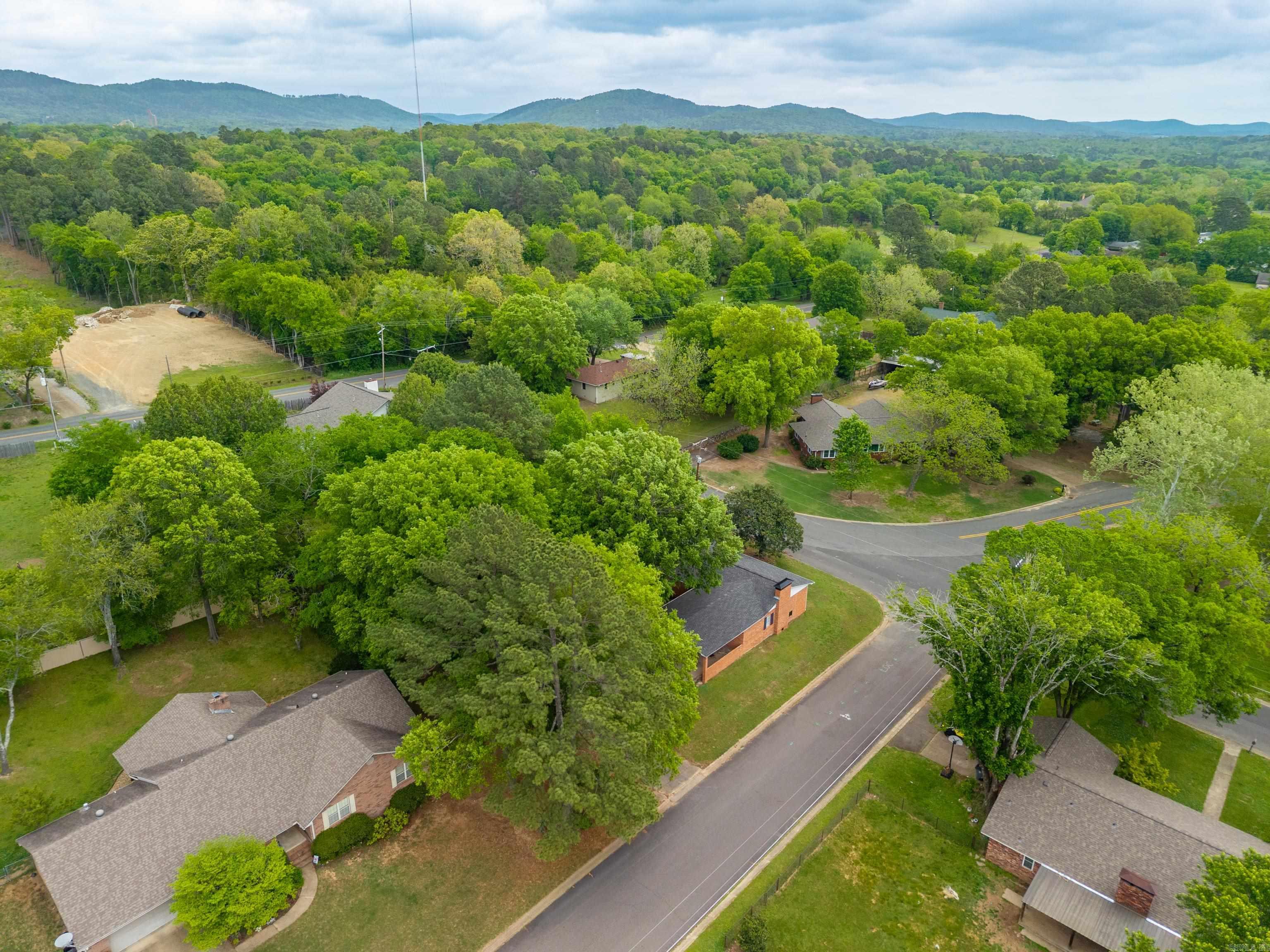 839 Bellaire  Hot Springs National Park, AR
