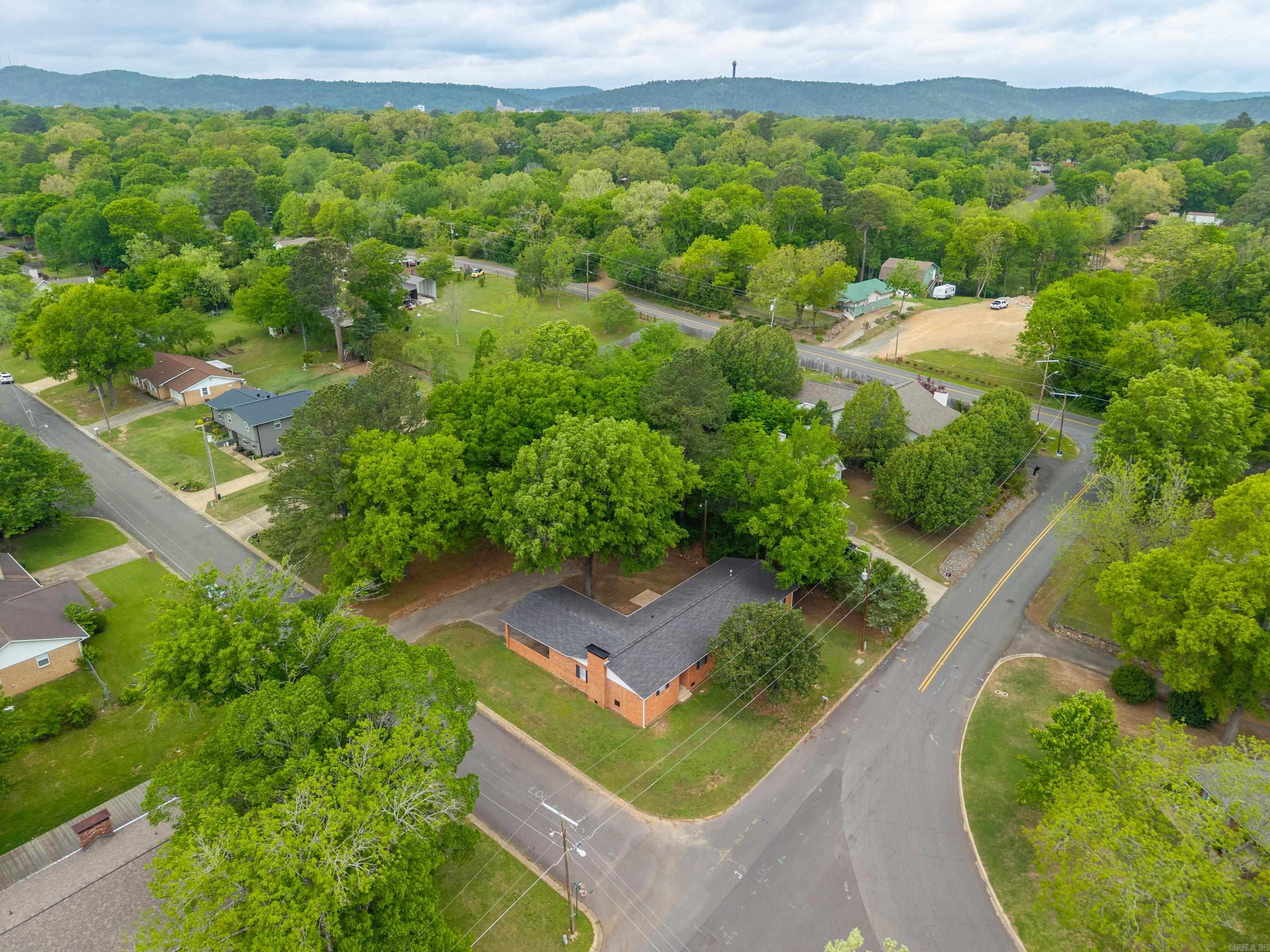 839 Bellaire  Hot Springs National Park, AR