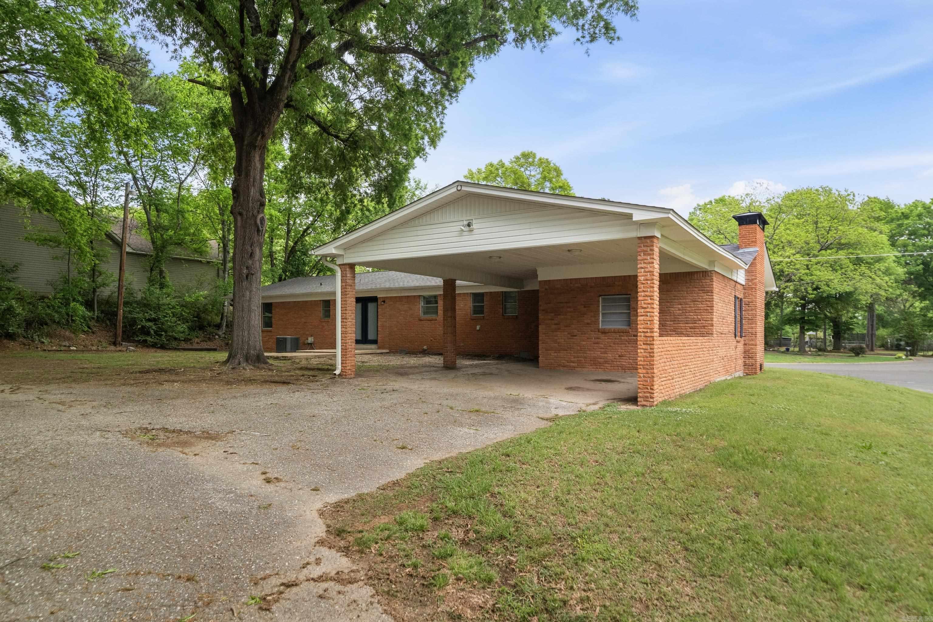 839 Bellaire  Hot Springs National Park, AR