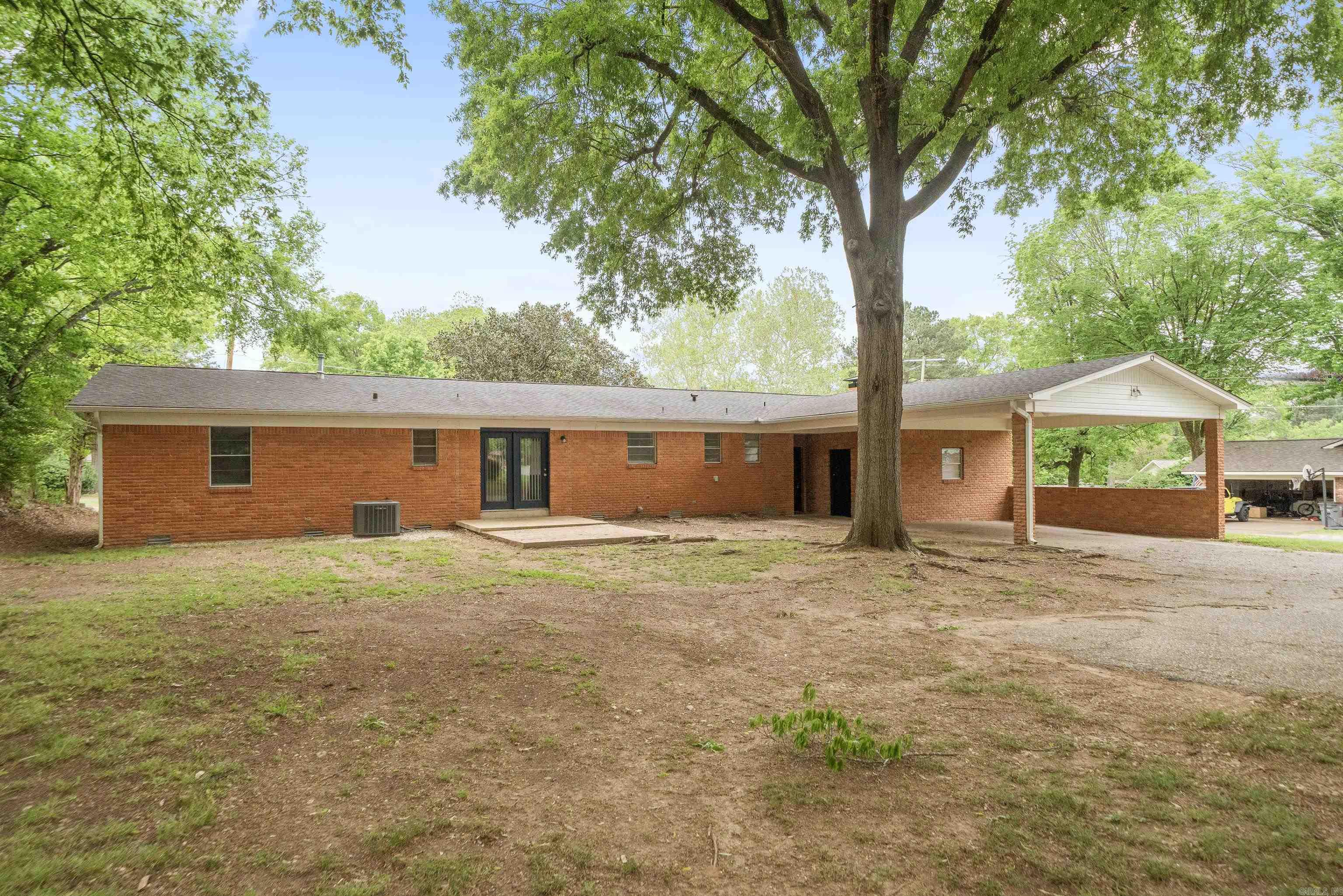 839 Bellaire  Hot Springs National Park, AR