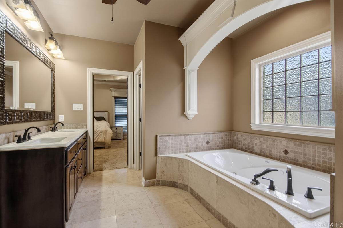 2514 Daisy Cove  Bryant, AR