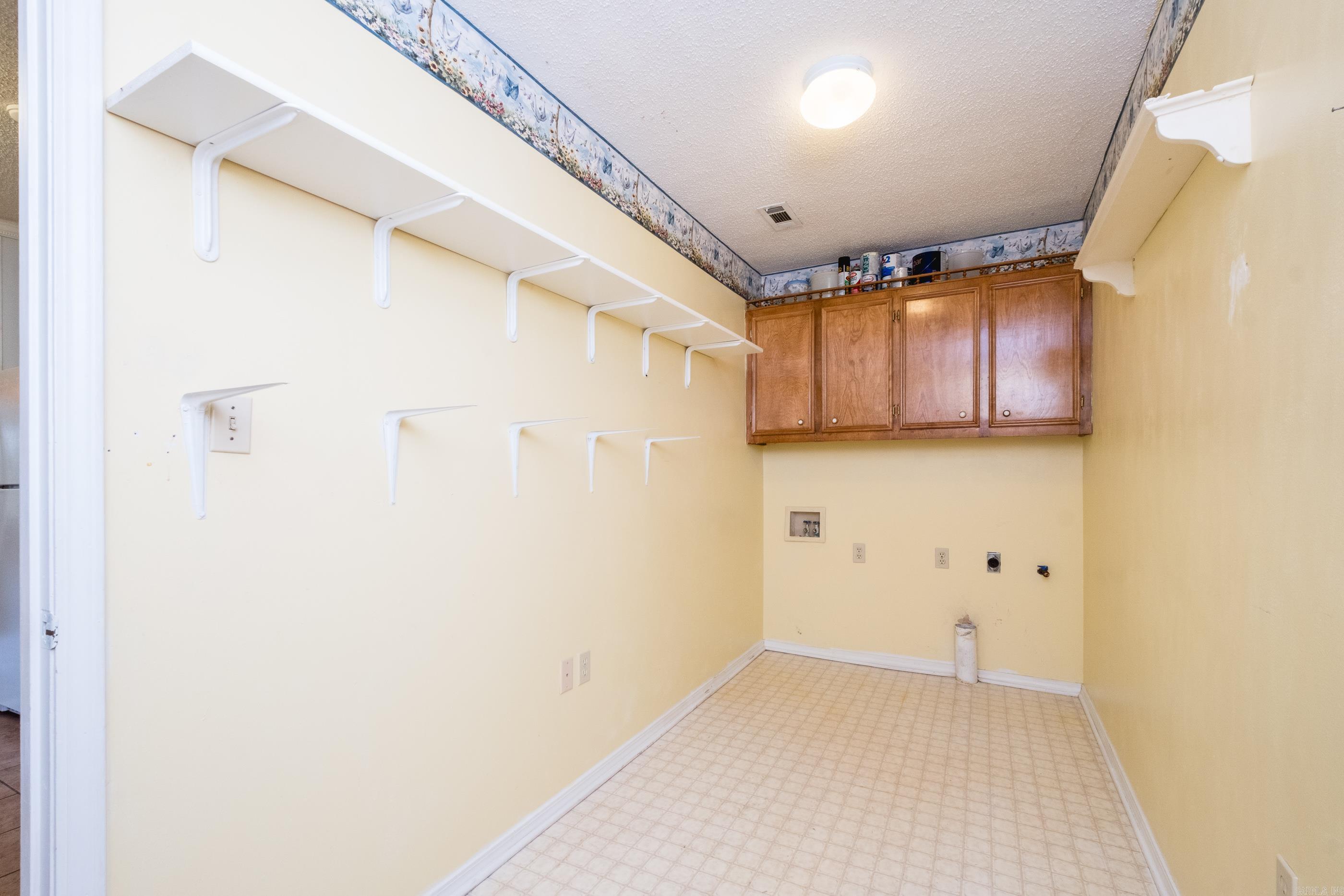 8 Tracy Austin Ct  Little Rock, AR