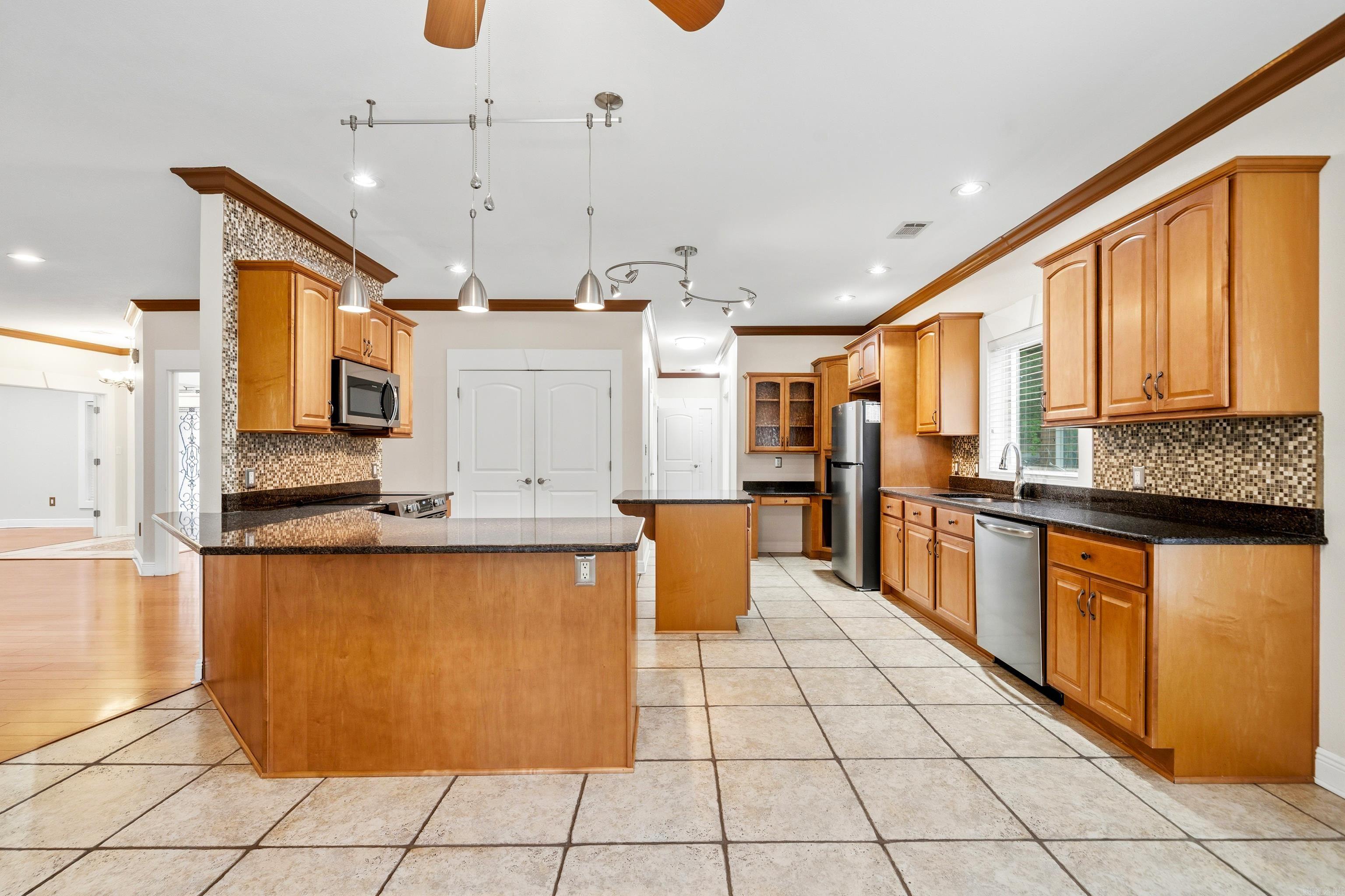 2 Alteza Drive  Hot Springs Village, AR