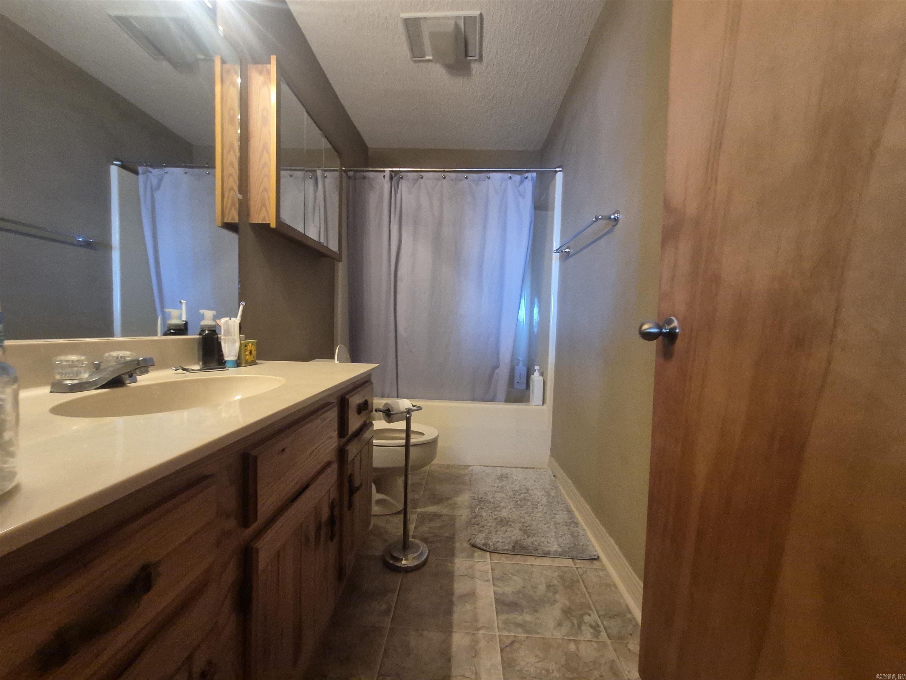 310 KLEINSHORE  Hot Springs, AR