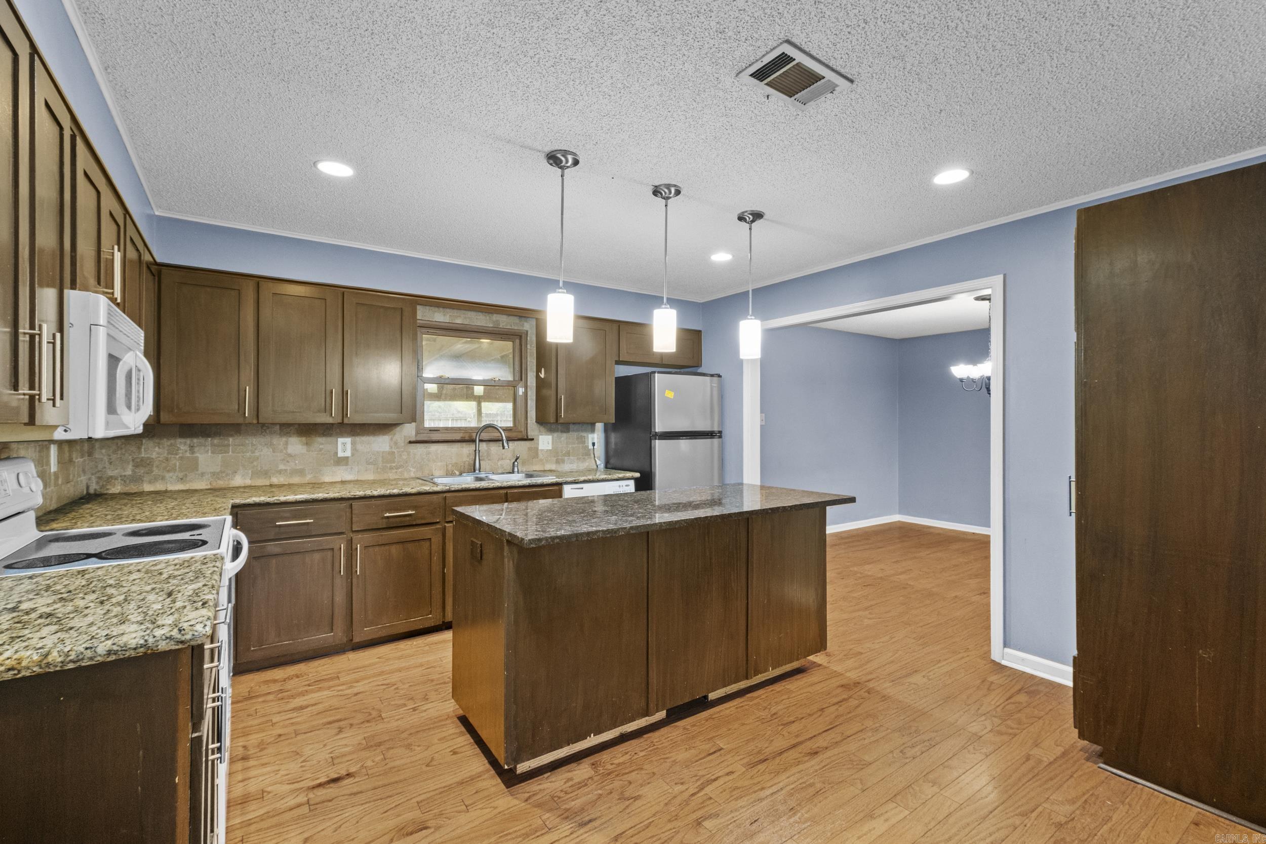 1 Devon Lane  Jacksonville, AR