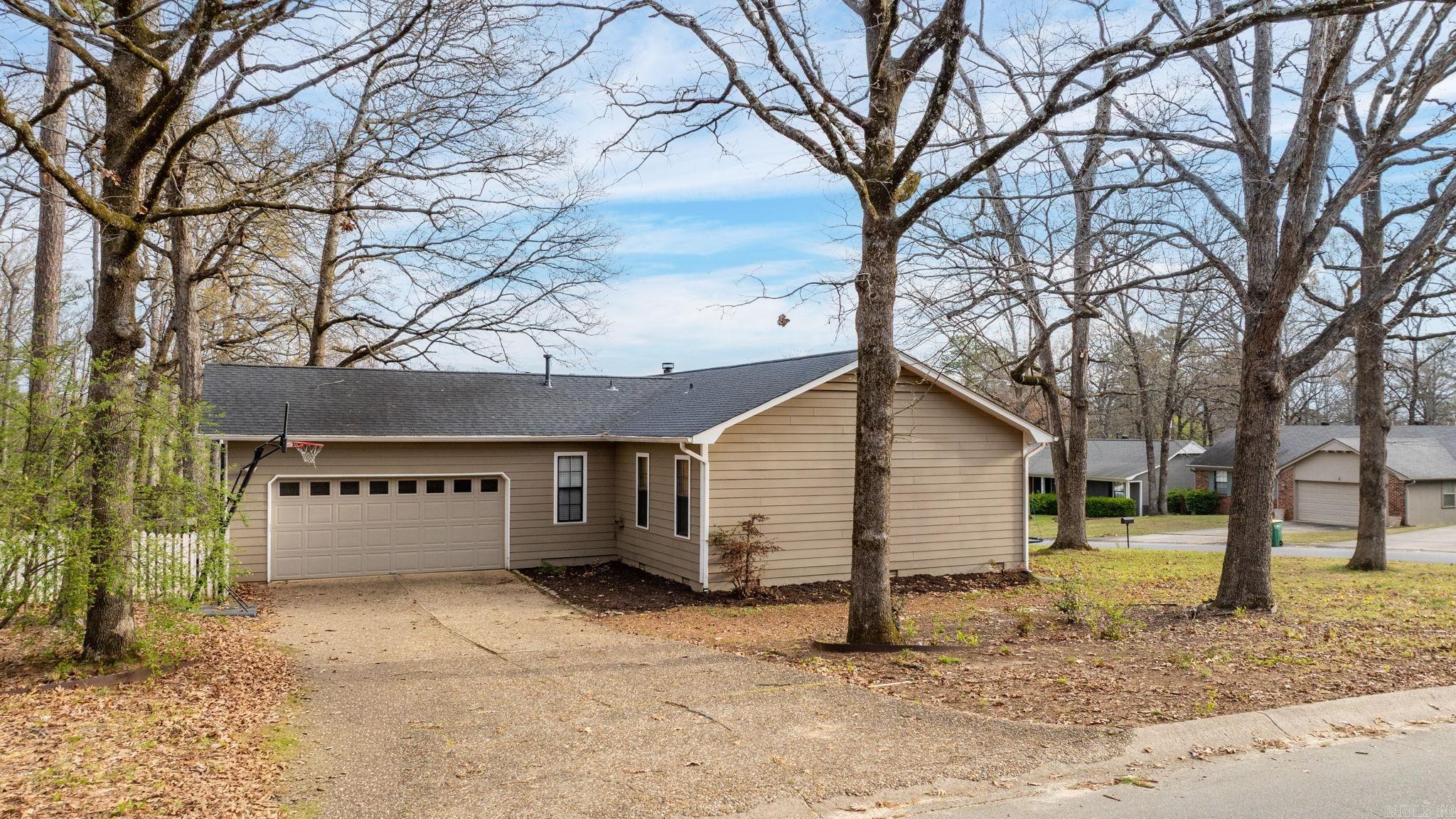 2 Cedar Ridge  Little Rock, AR