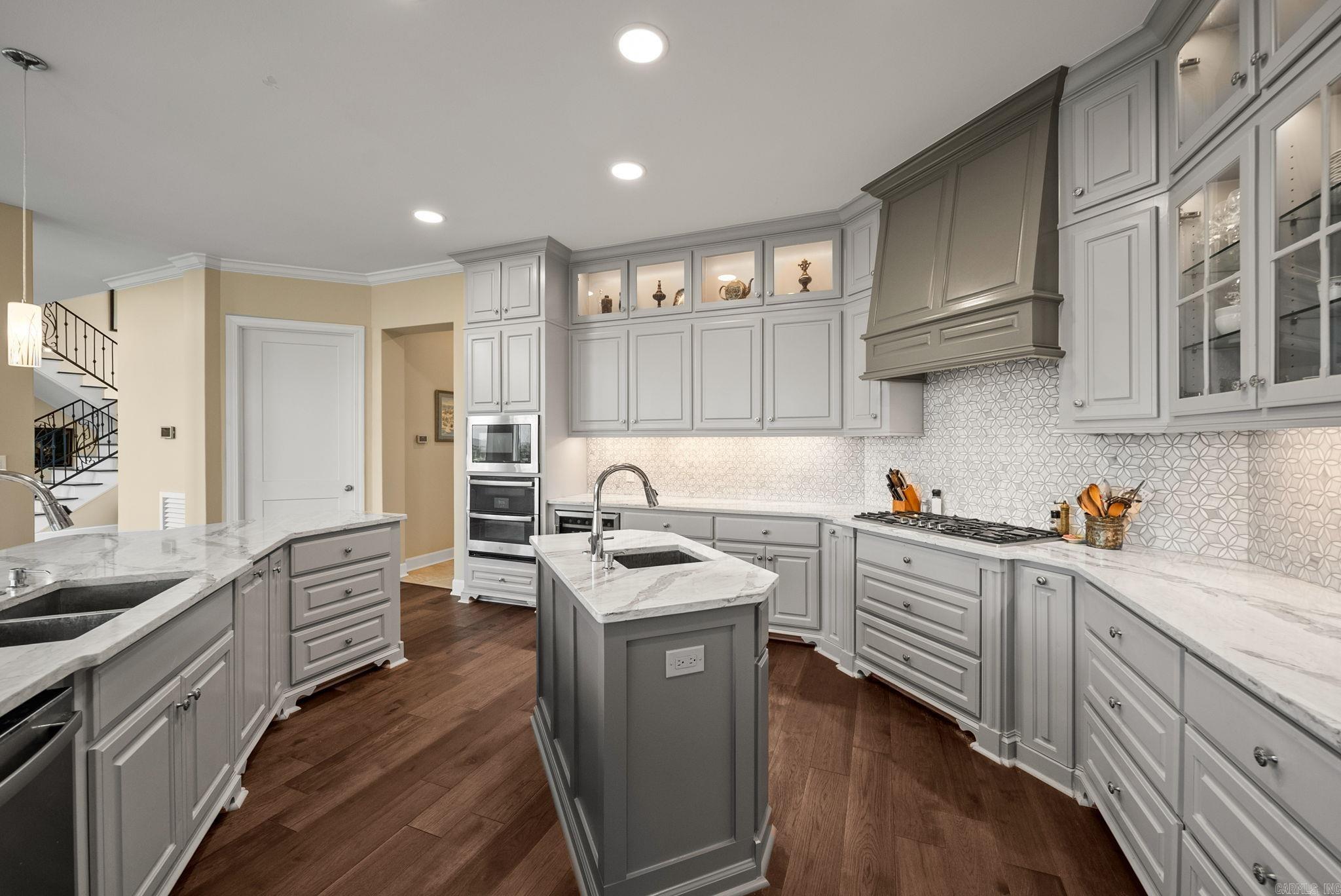 21617 Waterview  Roland, AR