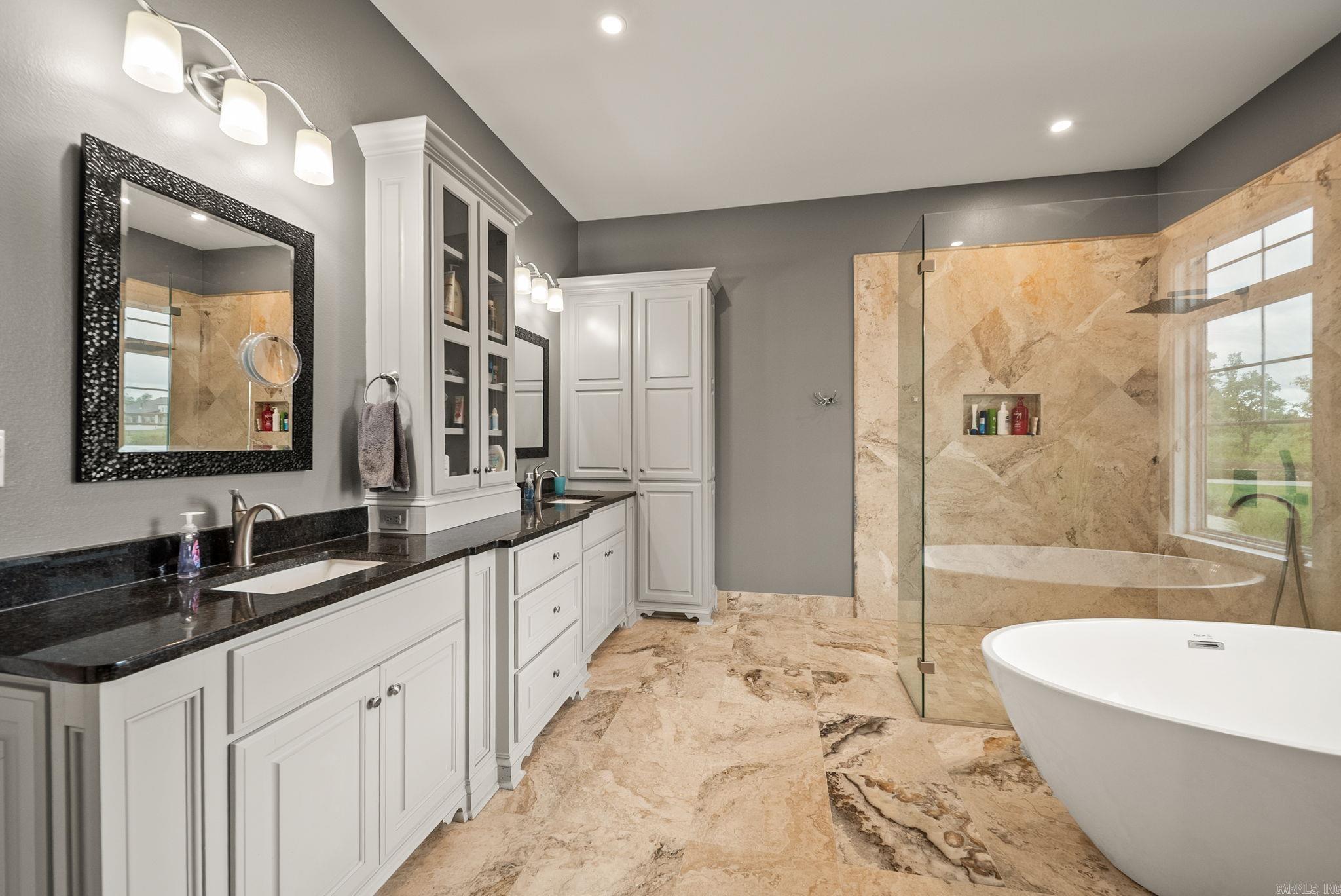 21617 Waterview  Roland, AR