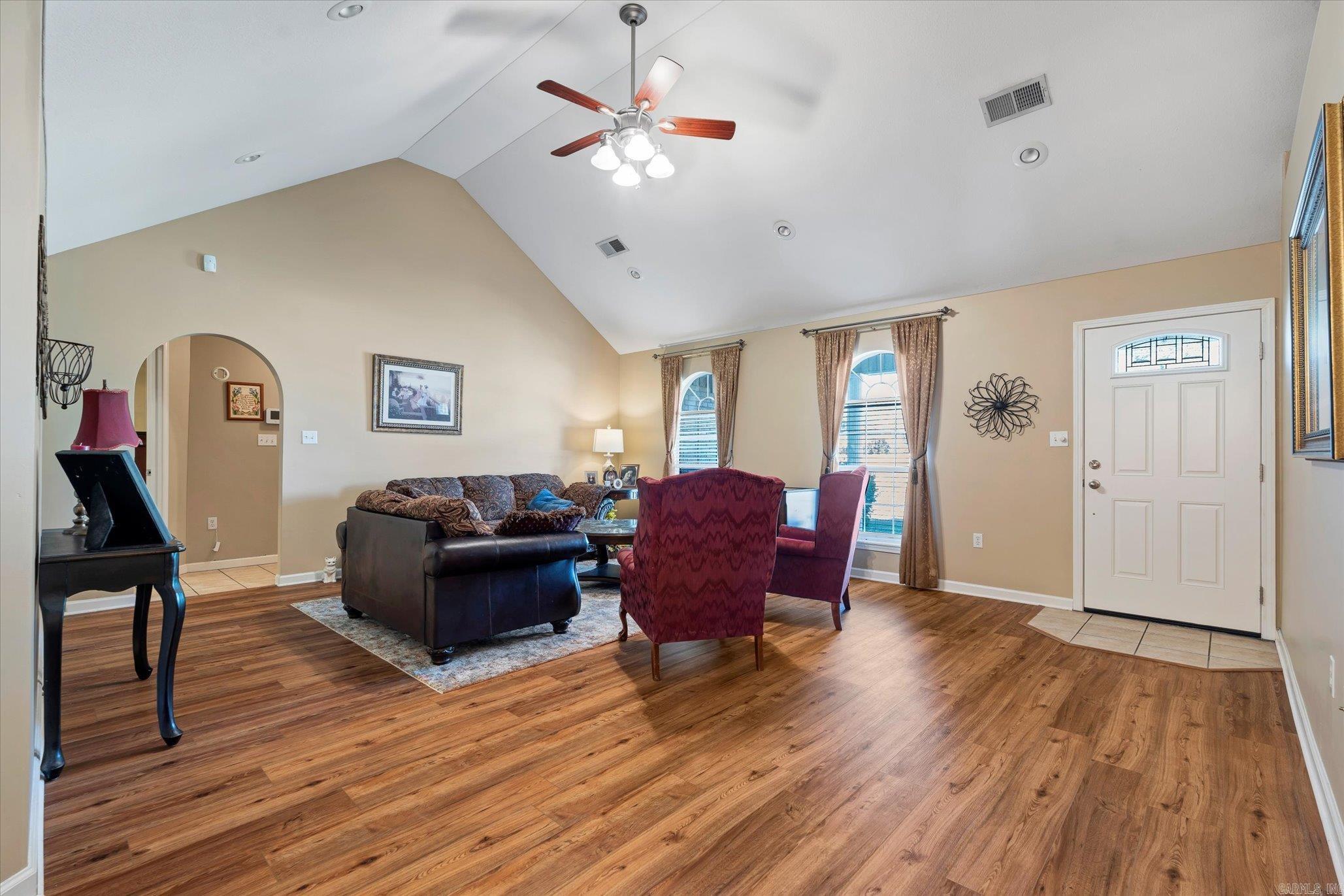 5203 S 27th  Paragould, AR