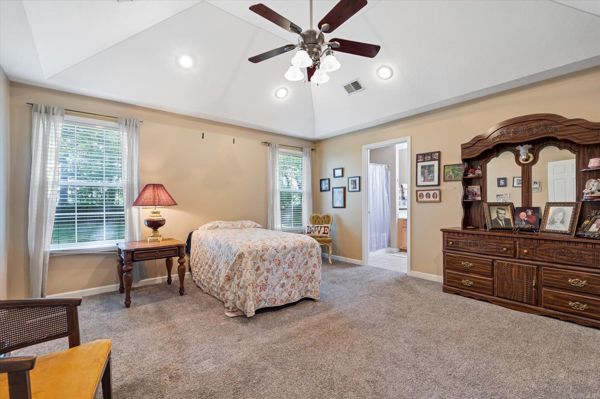 5203 S 27th  Paragould, AR