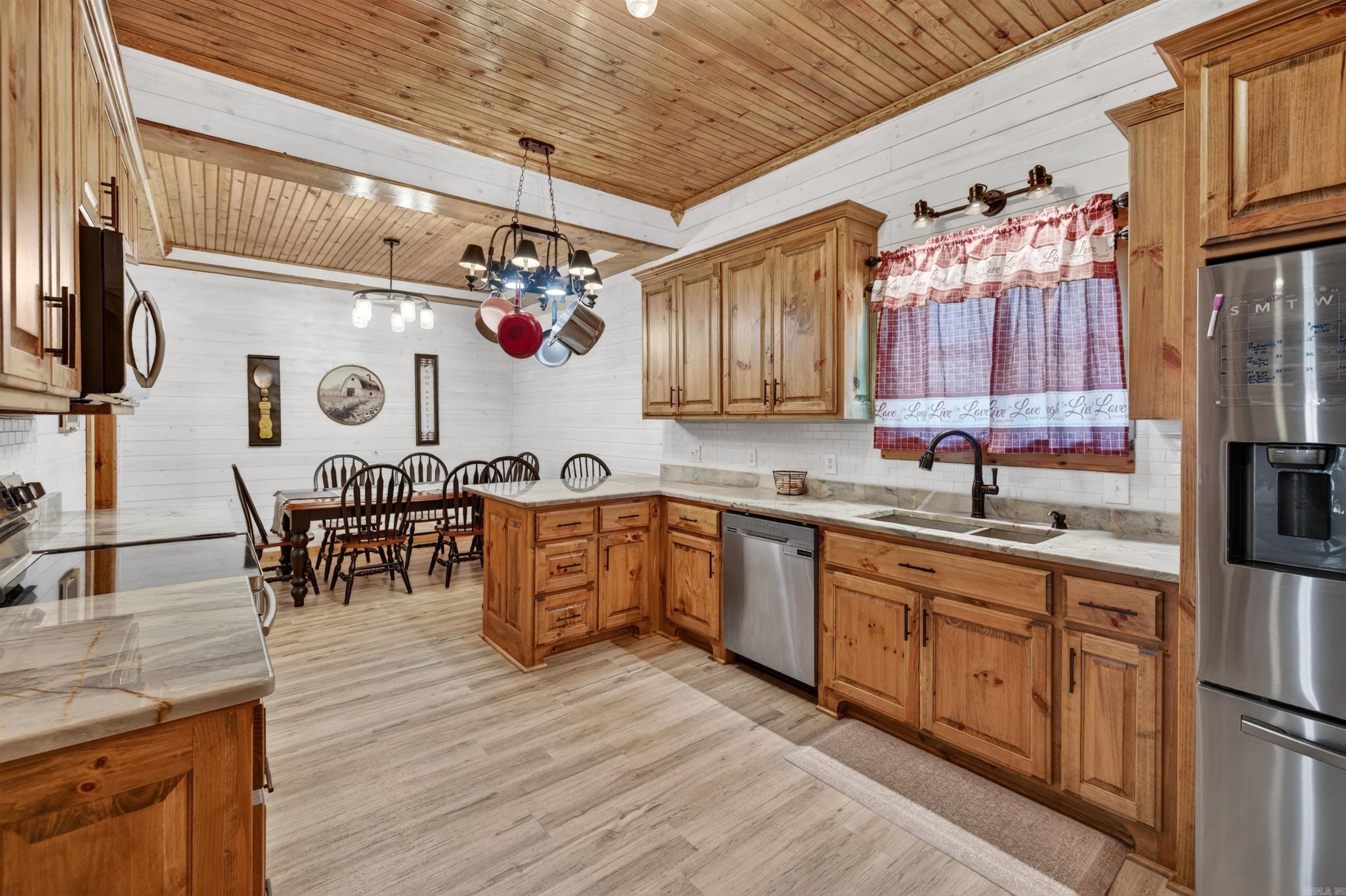 2850 E HWY 88  Sims, AR