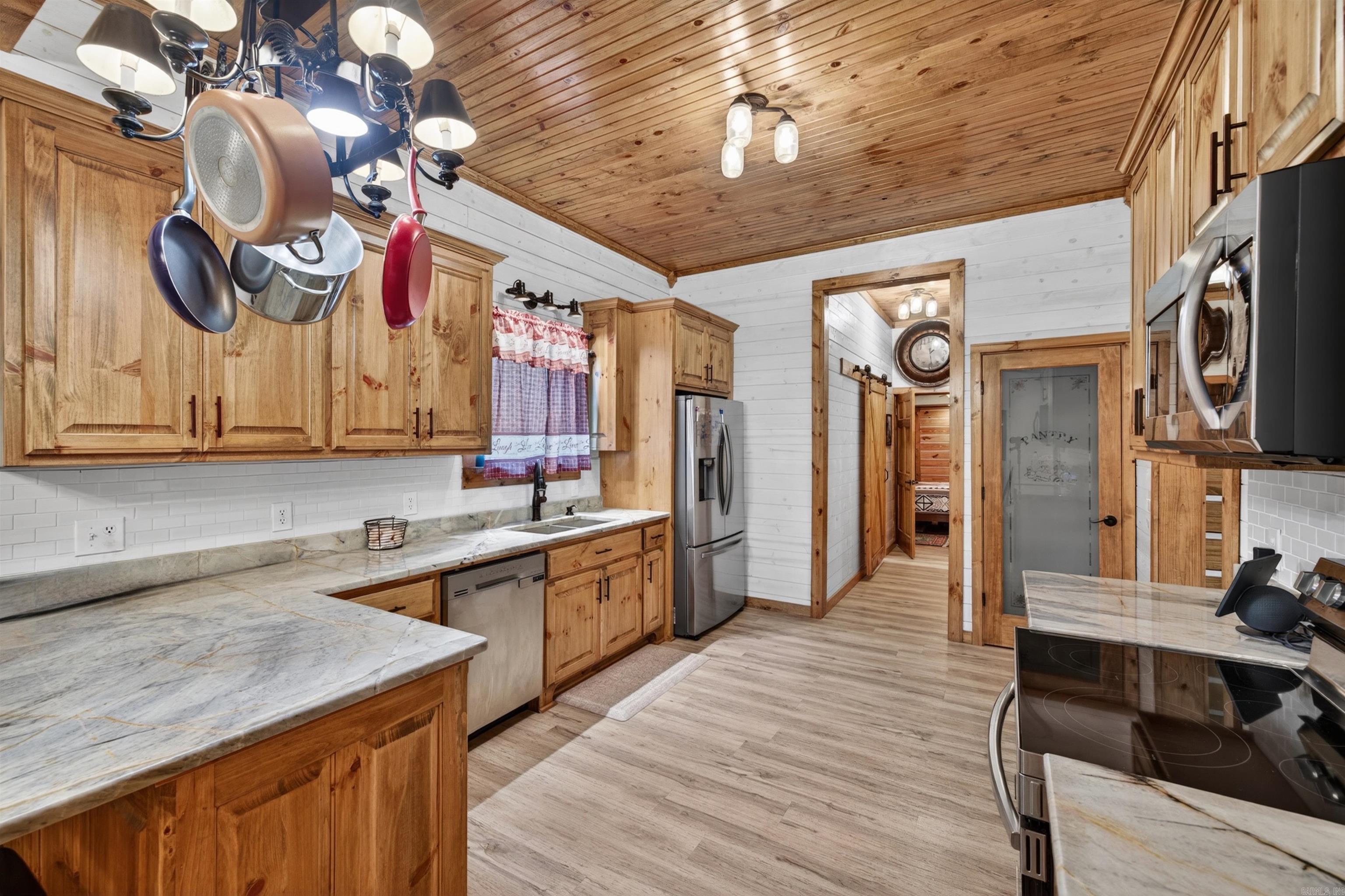 2850 E HWY 88  Sims, AR