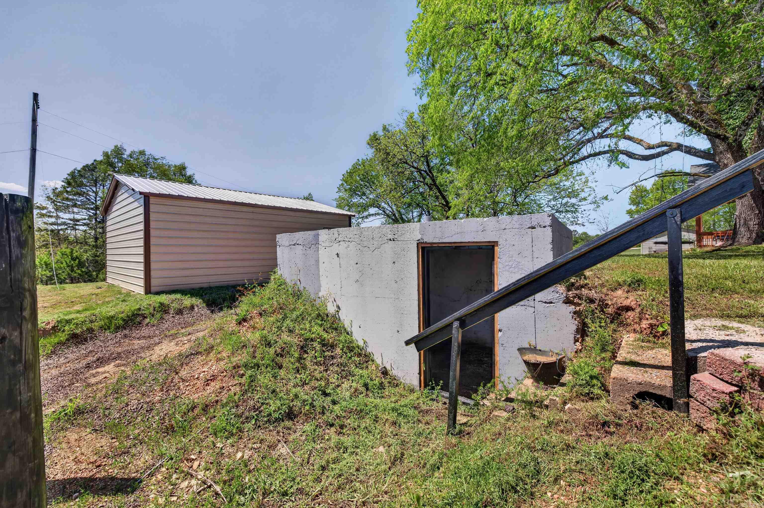 2850 E HWY 88  Sims, AR