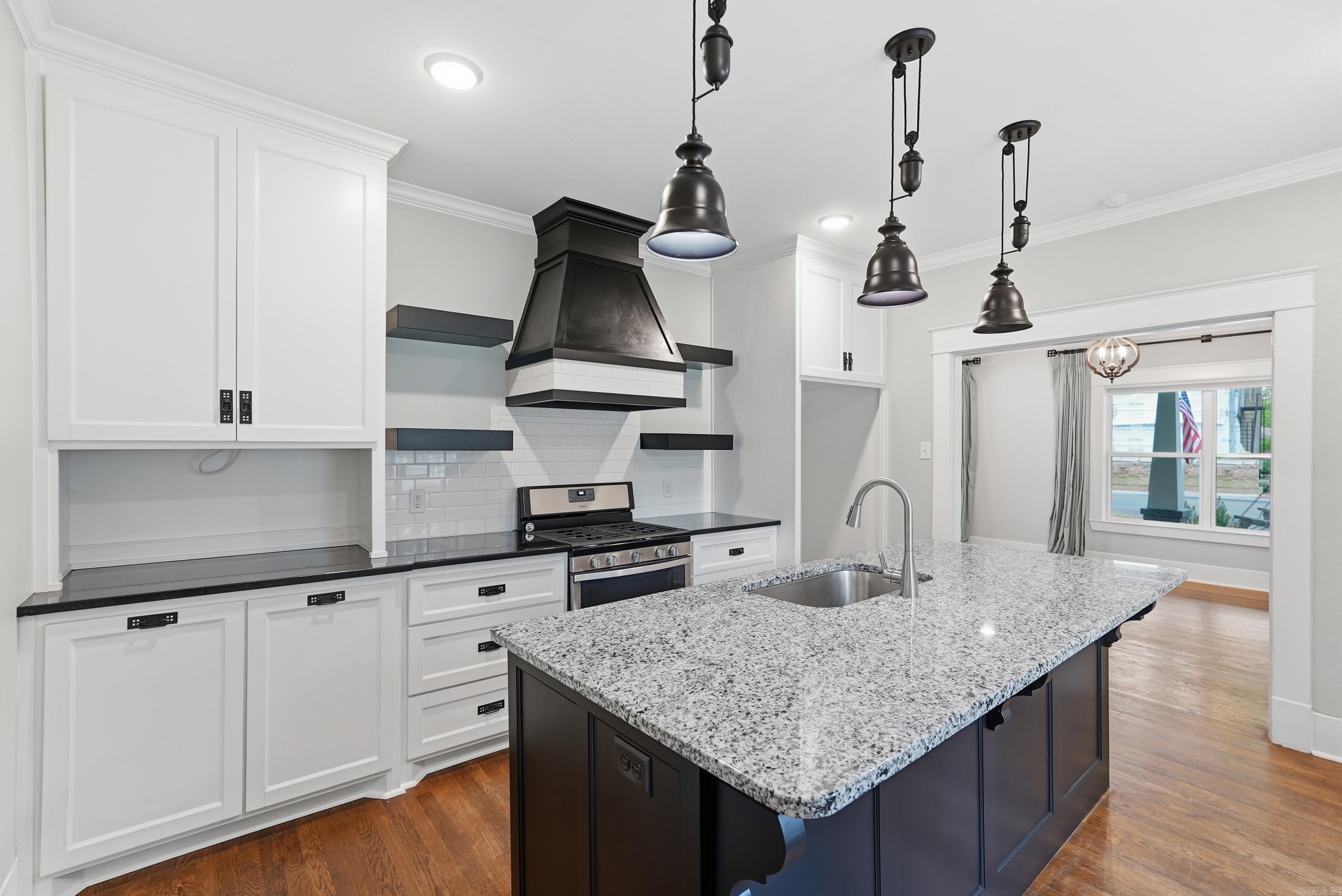 1038 Clifton St  Conway, AR