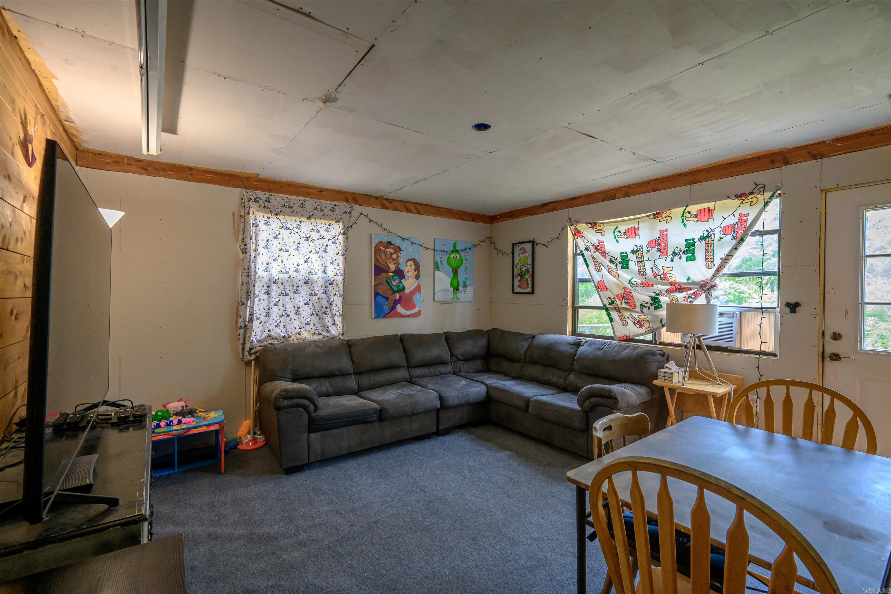 340 N Main  Mount Pleasant, AR