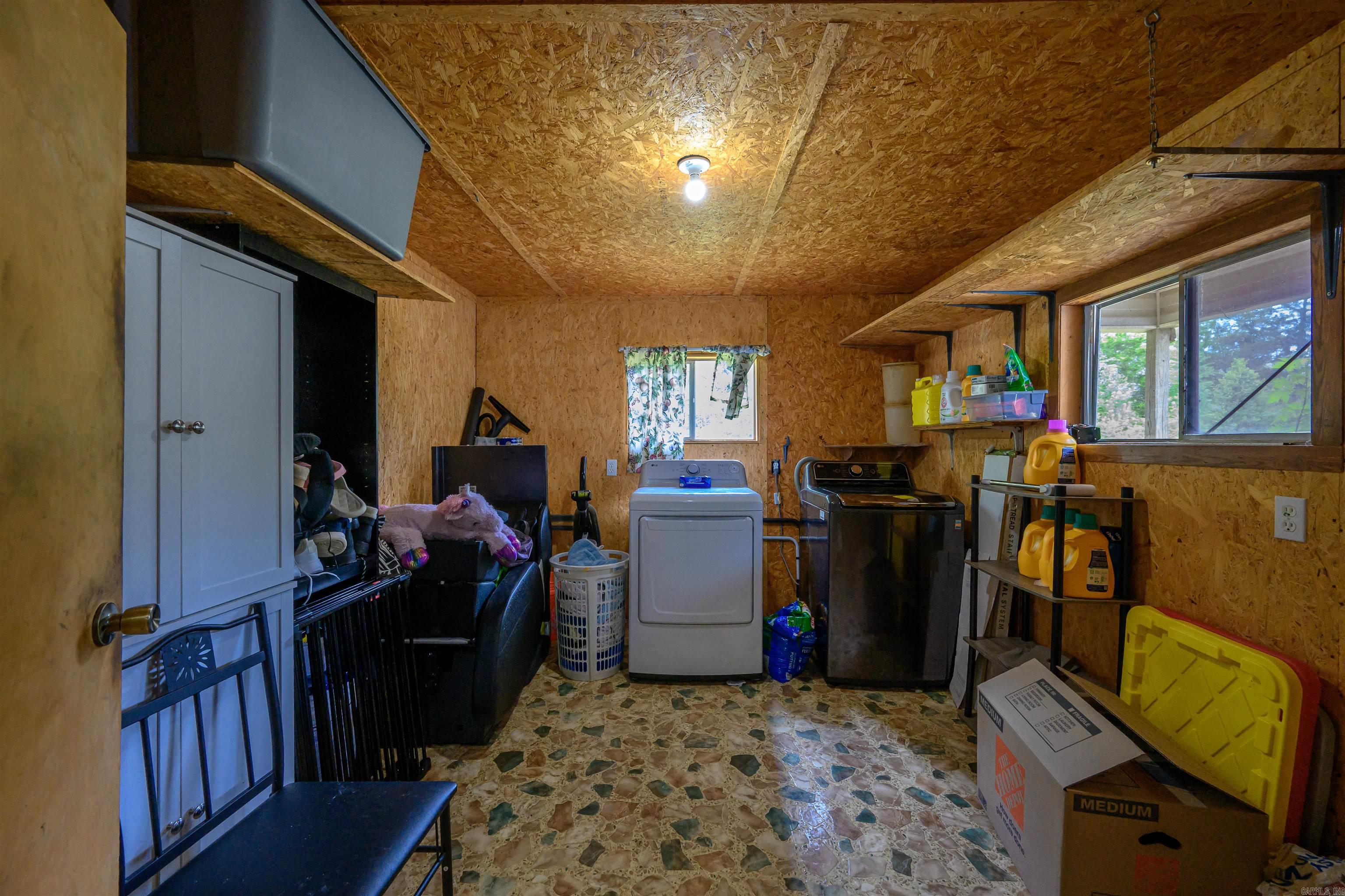 340 N Main  Mount Pleasant, AR