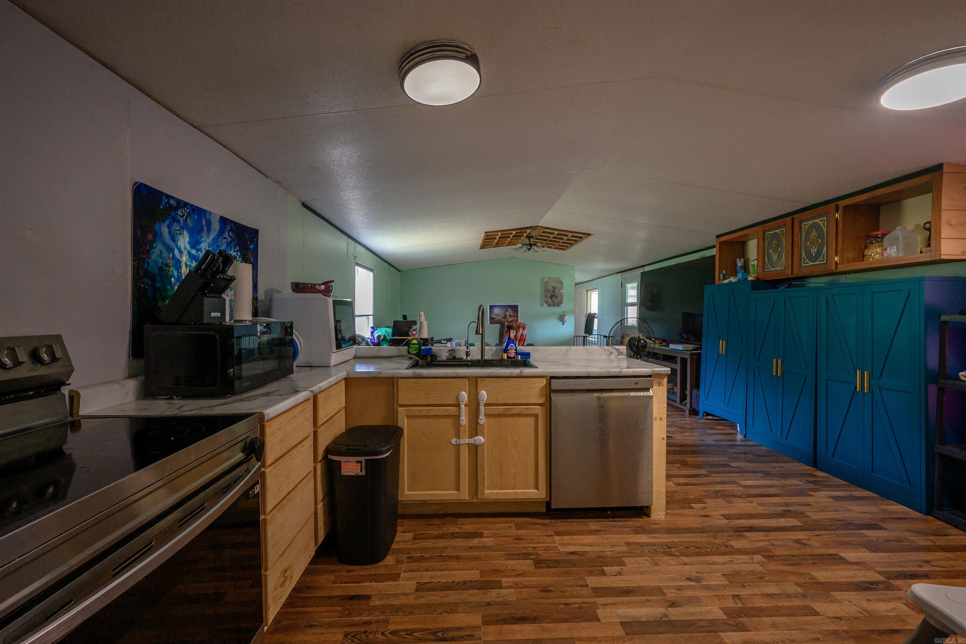 340 N Main  Mount Pleasant, AR