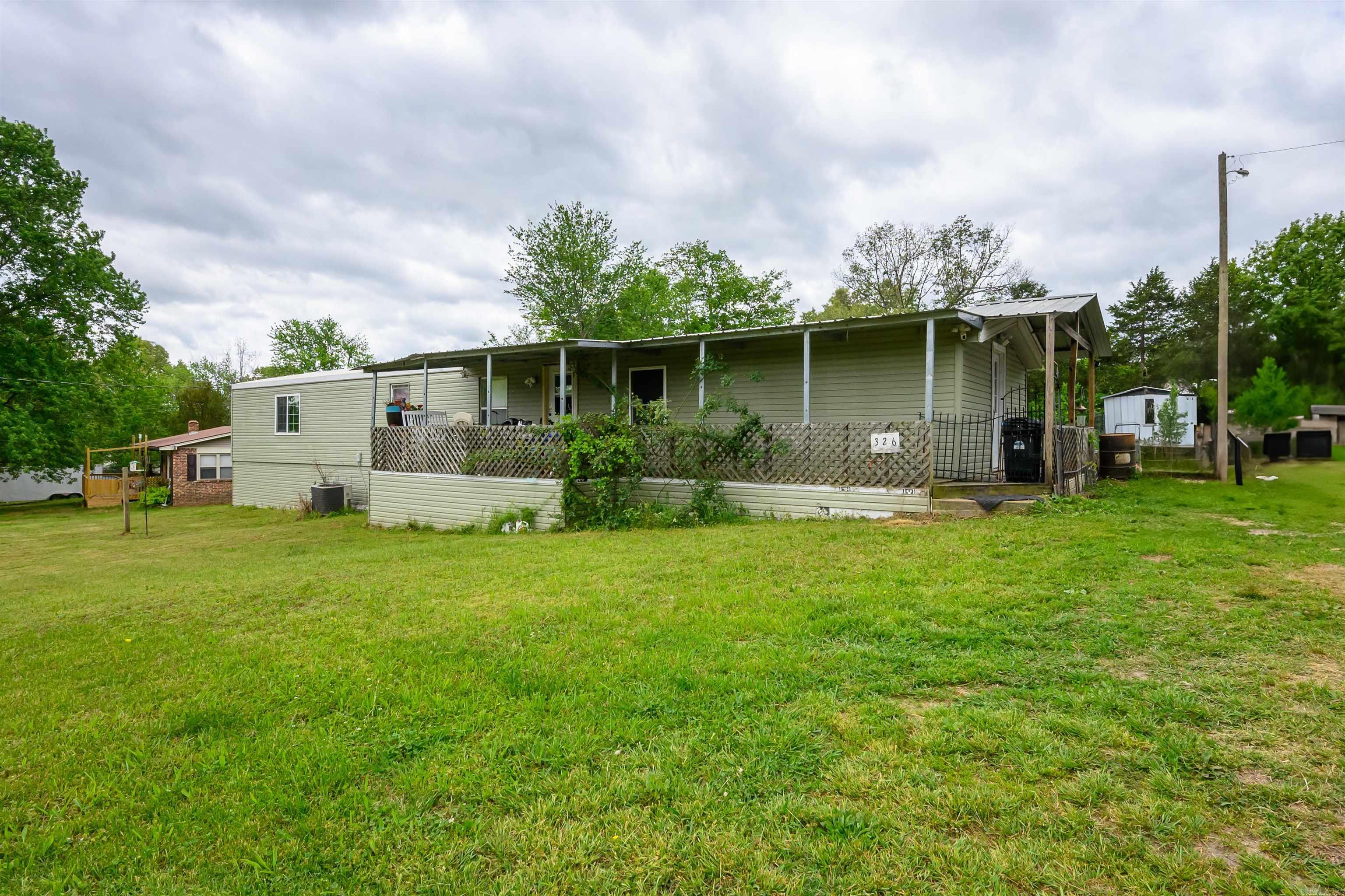 340 N Main  Mount Pleasant, AR